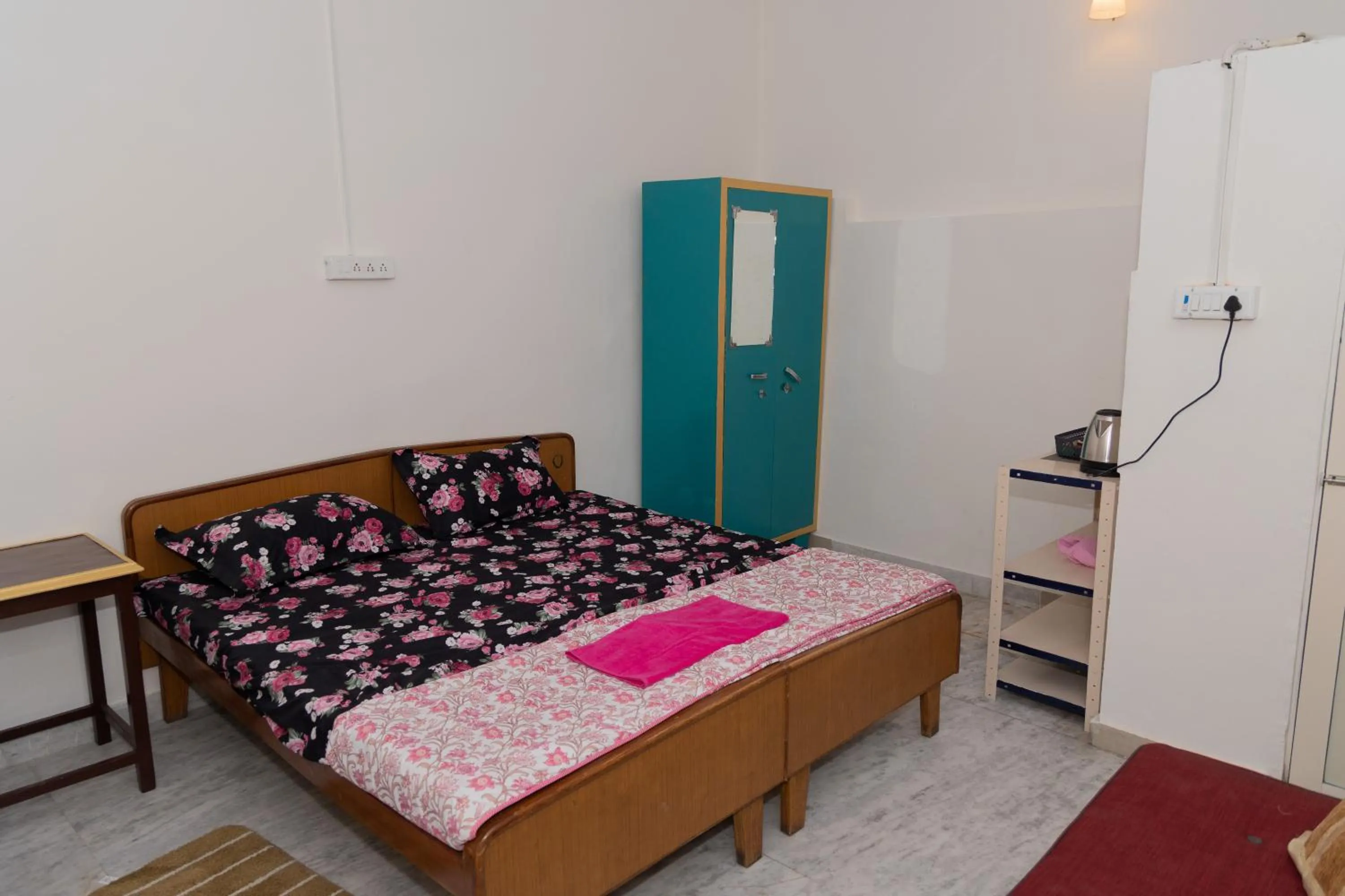 Bed in Homestay Urmil Basant