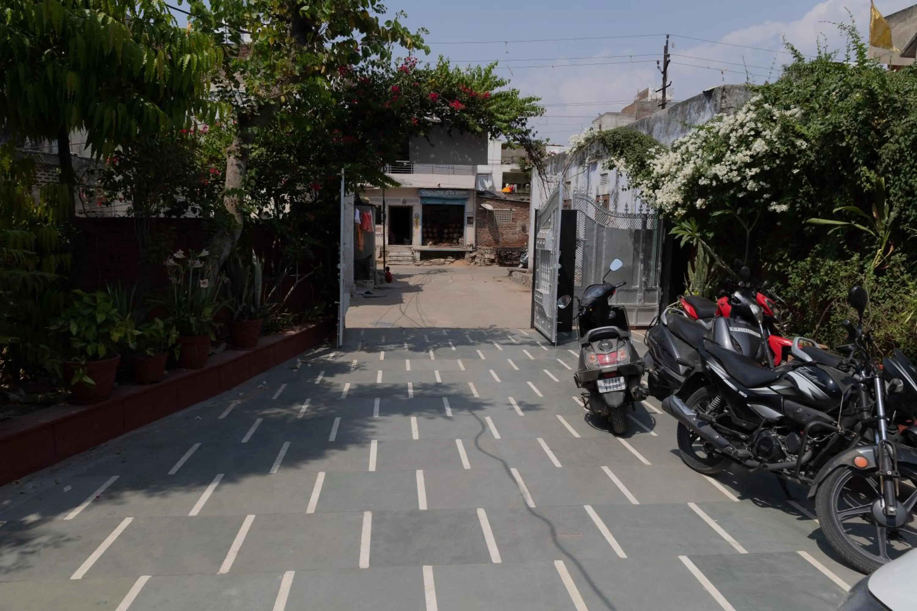 Day in Homestay Urmil Basant