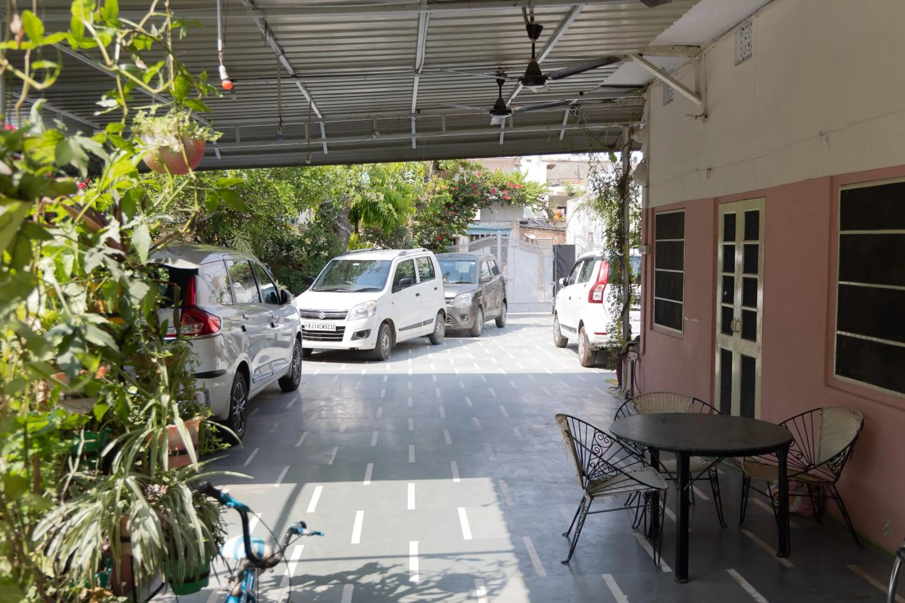 Day in Homestay Urmil Basant