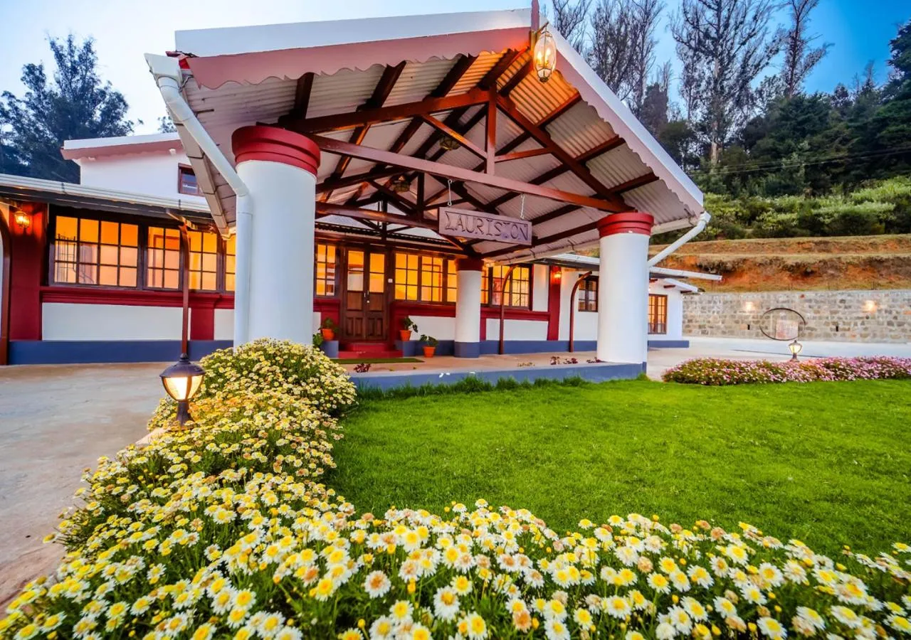 Property building in Lauriston Ooty Town Heritage Bungalow by VOYE HOMES