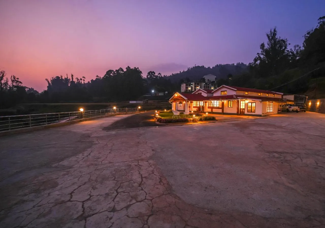 Property building in Lauriston Ooty Town Heritage Bungalow by VOYE HOMES