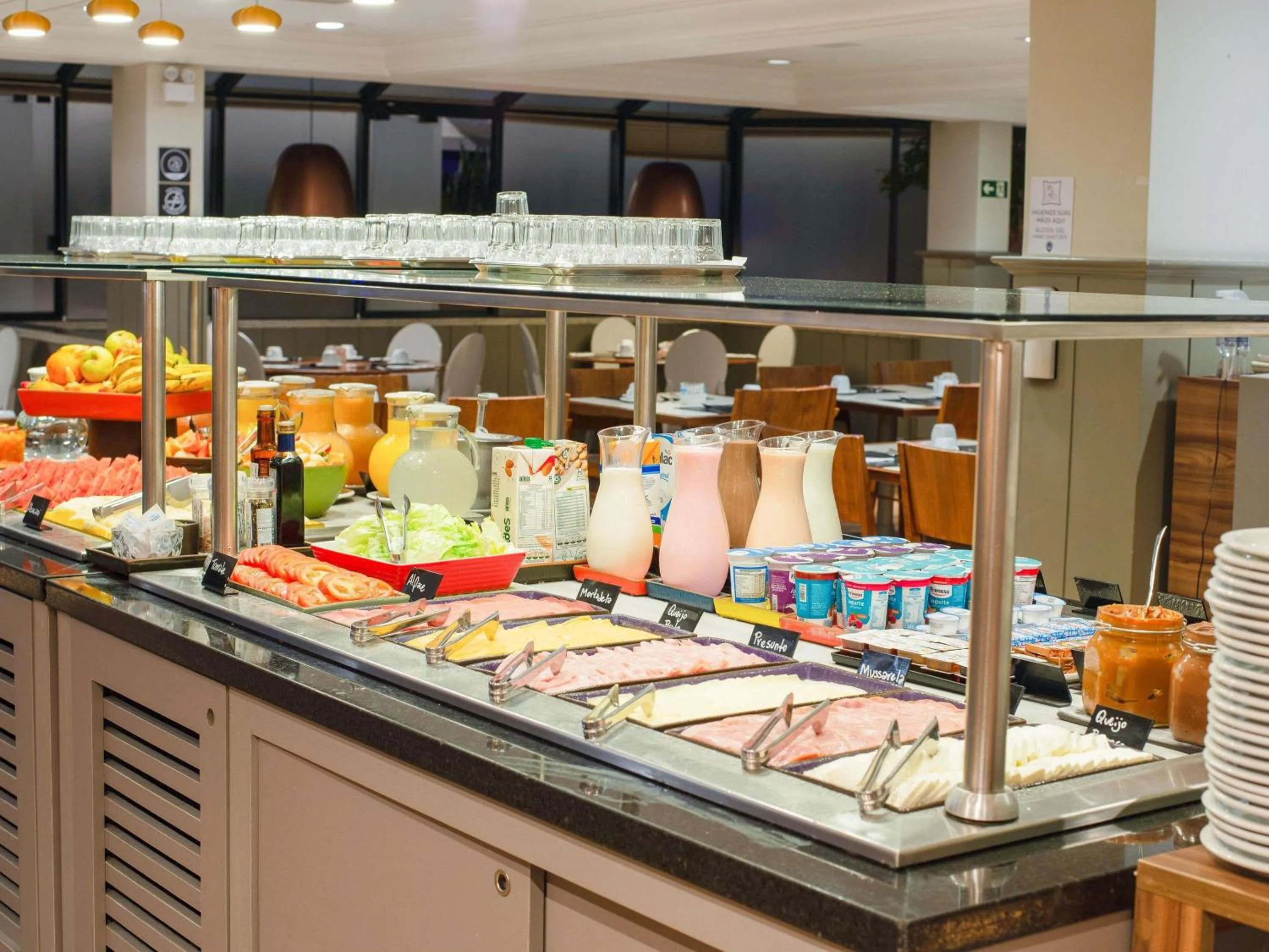 Breakfast in Mercure Curitiba Batel