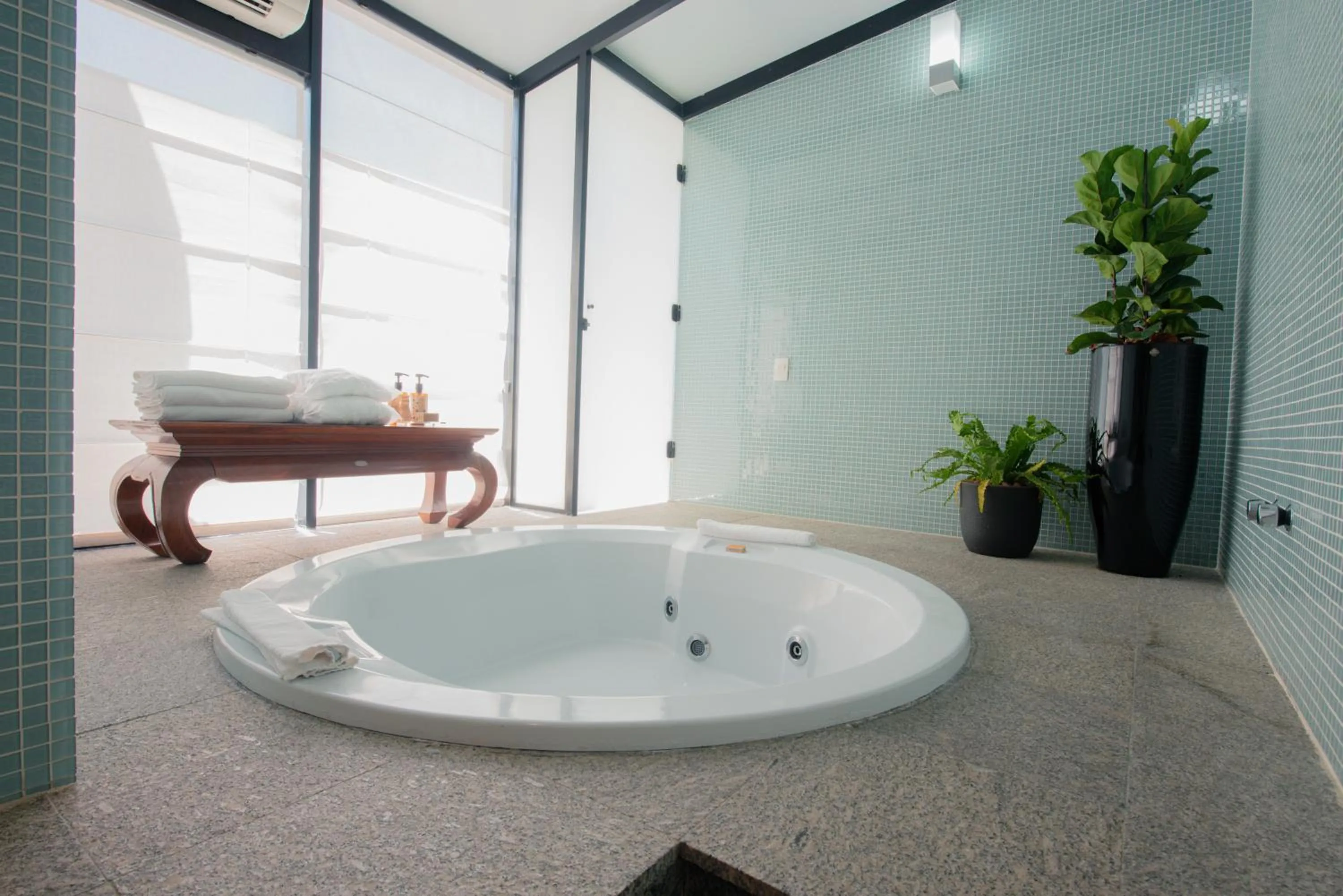 Hot Tub in Mercure Curitiba Batel