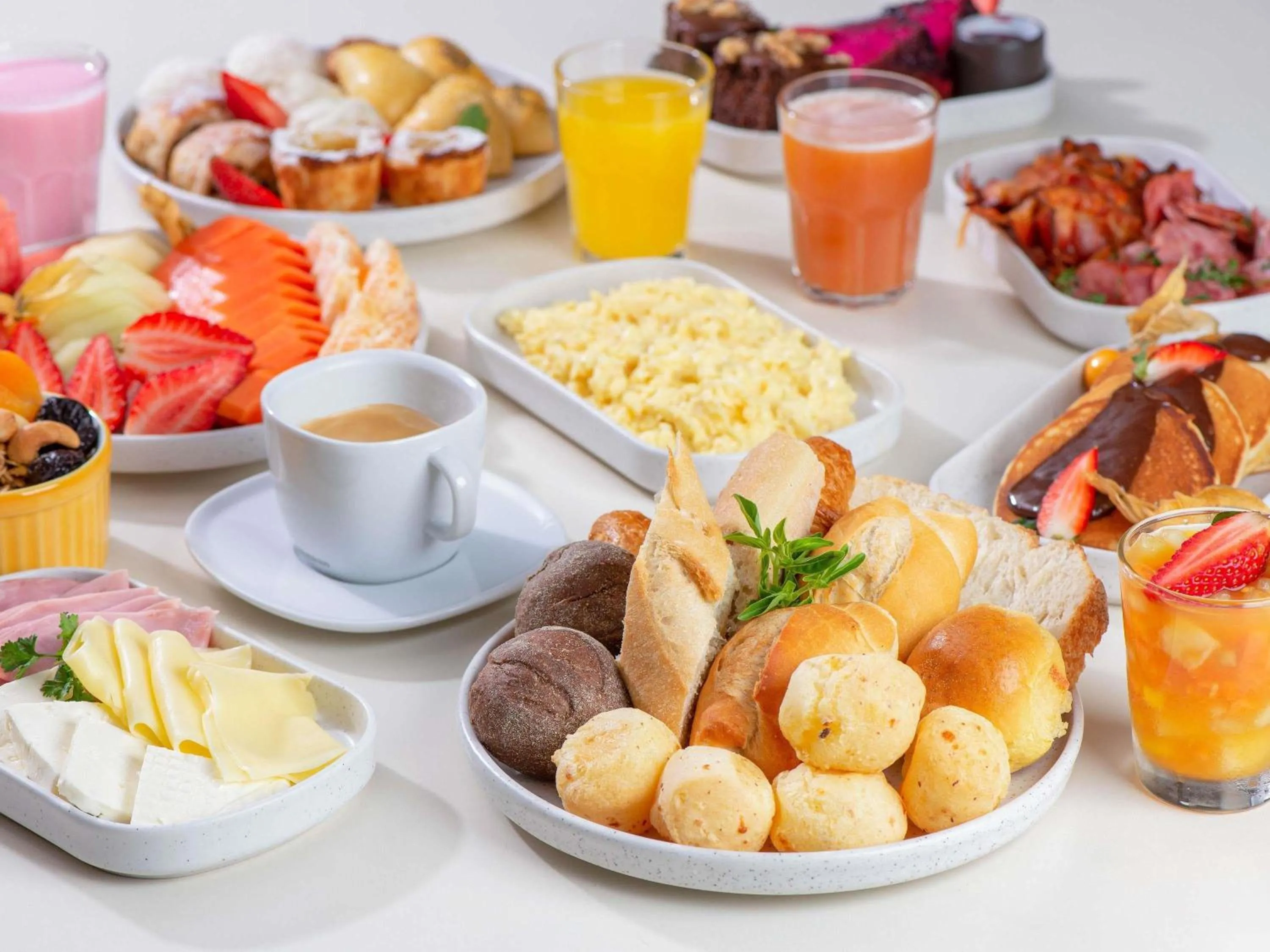 Breakfast in Mercure Curitiba Batel