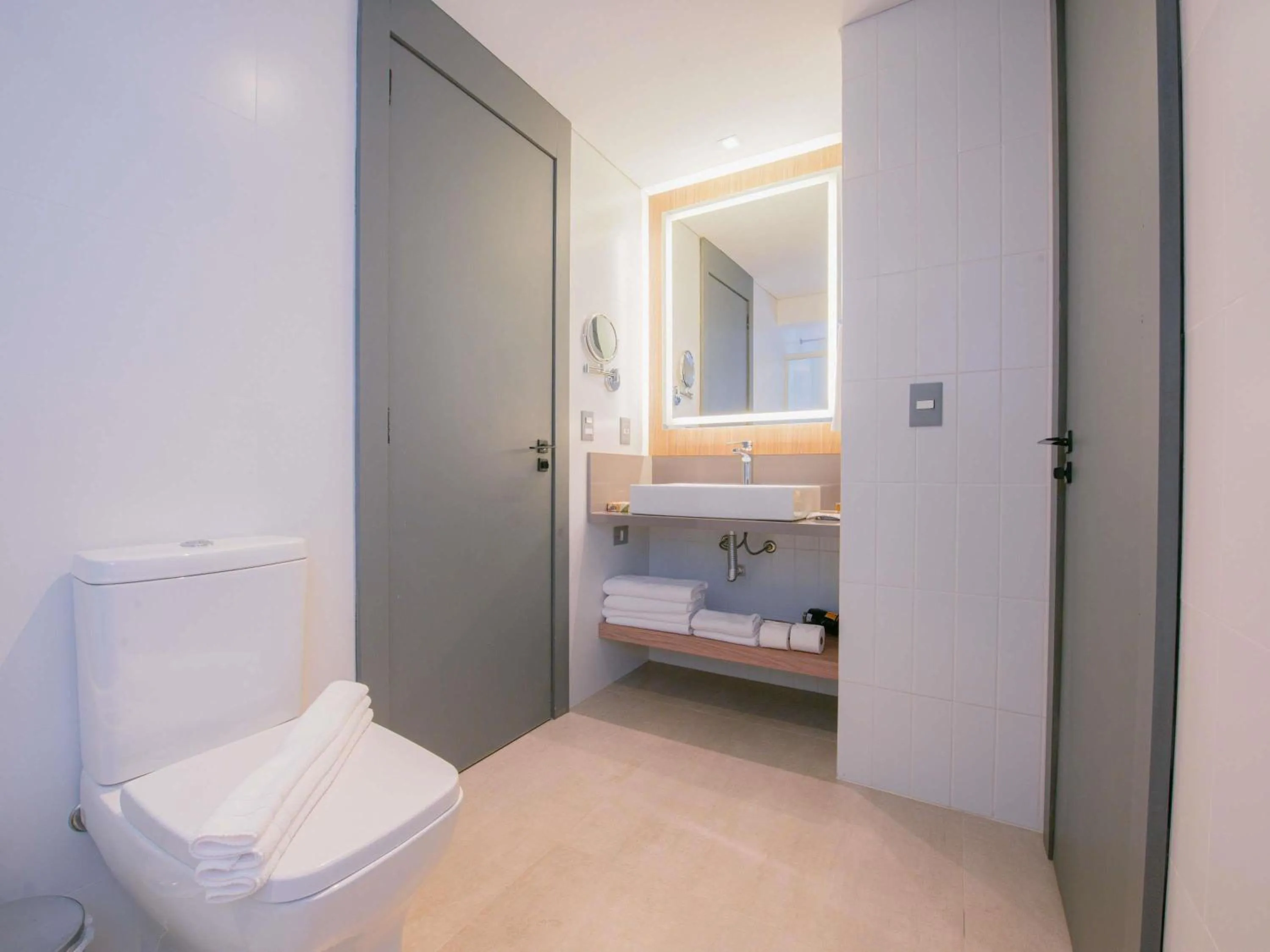 Bedroom, Bed in Mercure Curitiba Batel