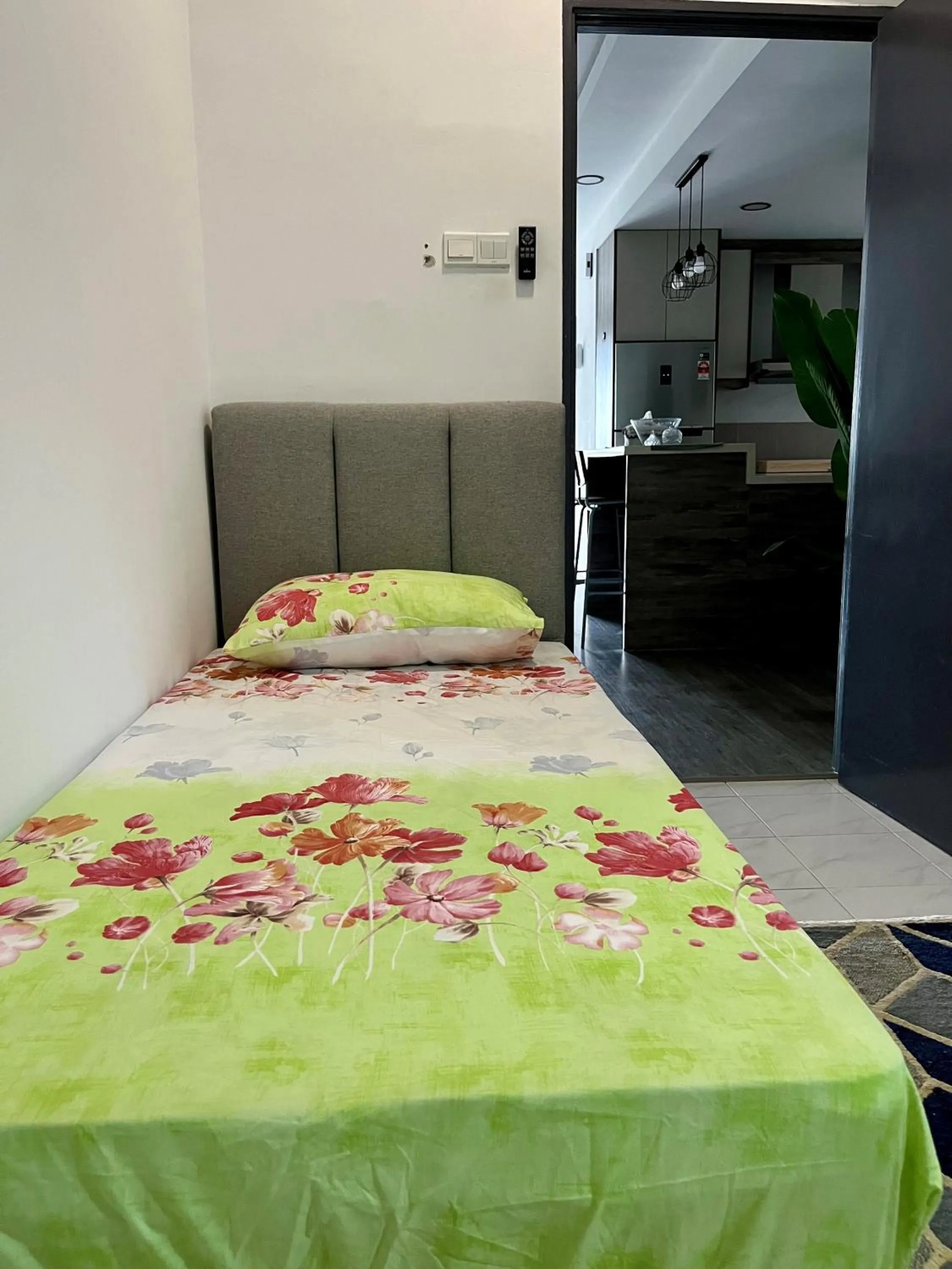 Bedroom, Bed in The Comfy Stay