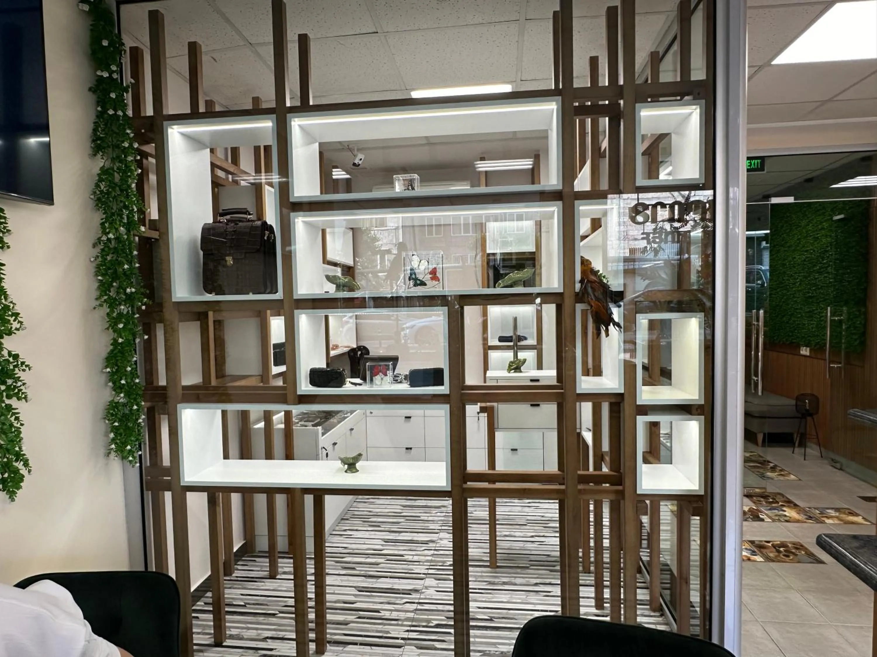 On-site shops in Tropica Inn Hotel