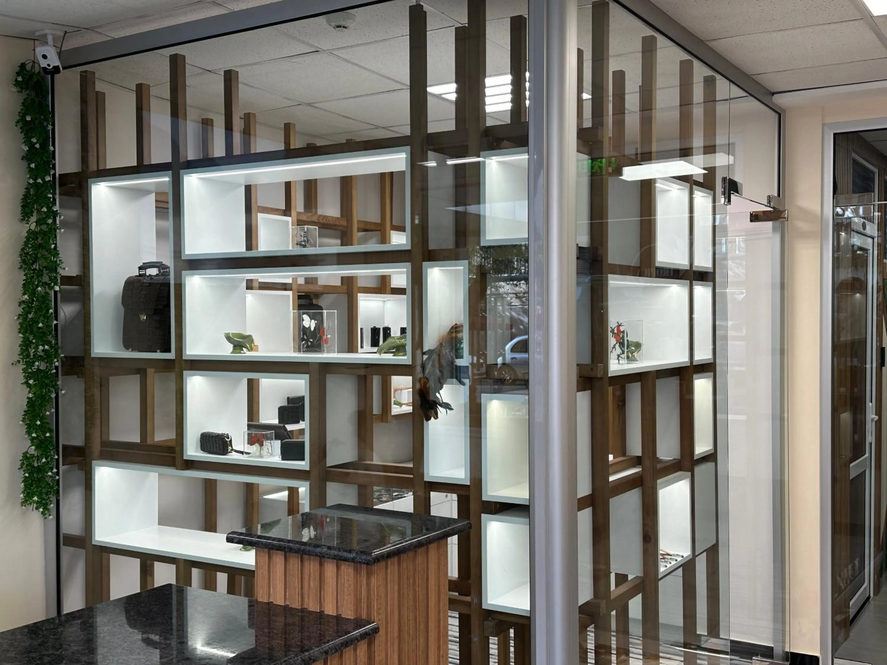 On-site shops in Tropica Inn Hotel