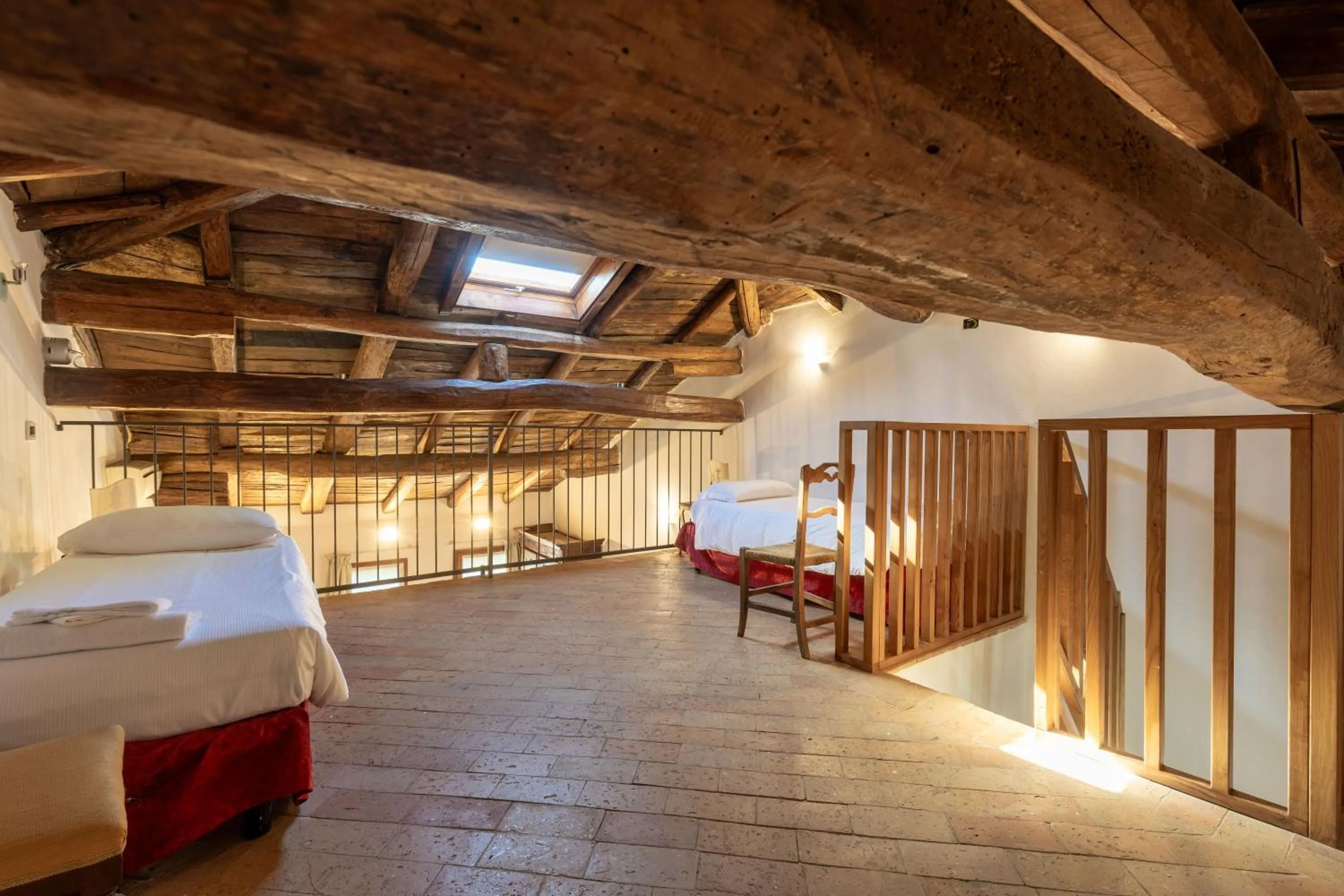 Bed in BolognaRoomscom - Ca' Palazzo