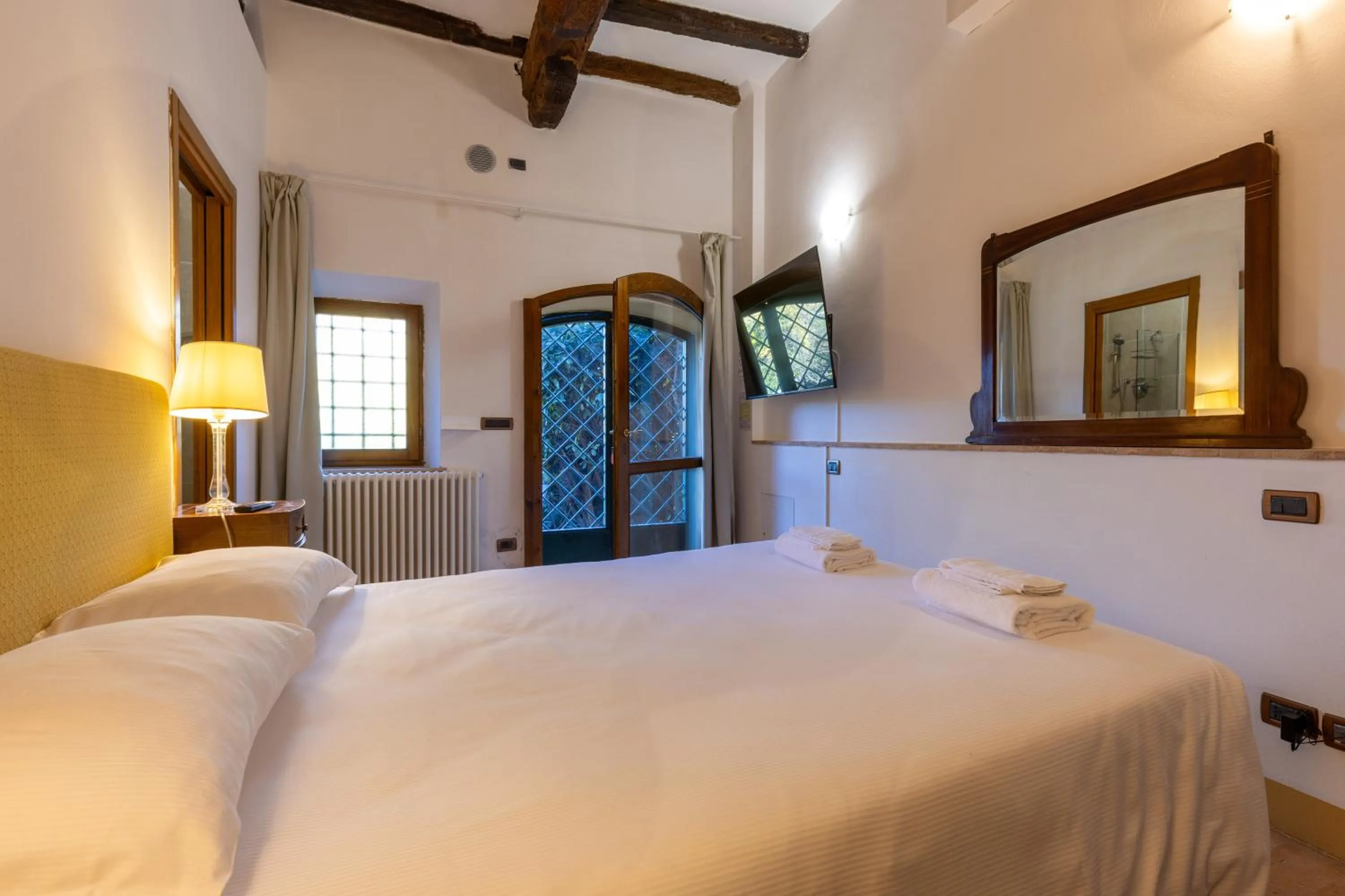 Bed in BolognaRoomscom - Ca' Palazzo