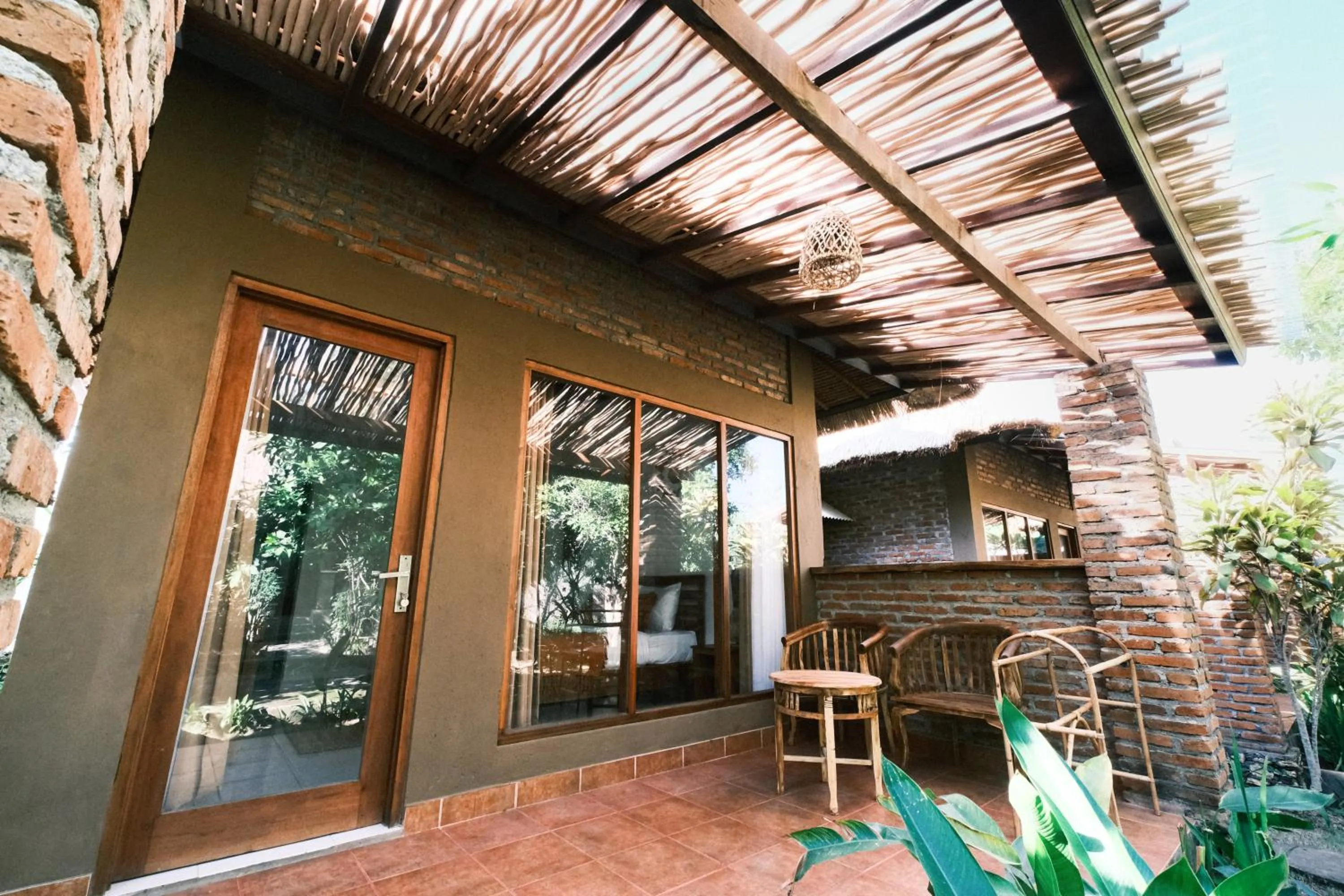 Garden in Olo Surf Nature