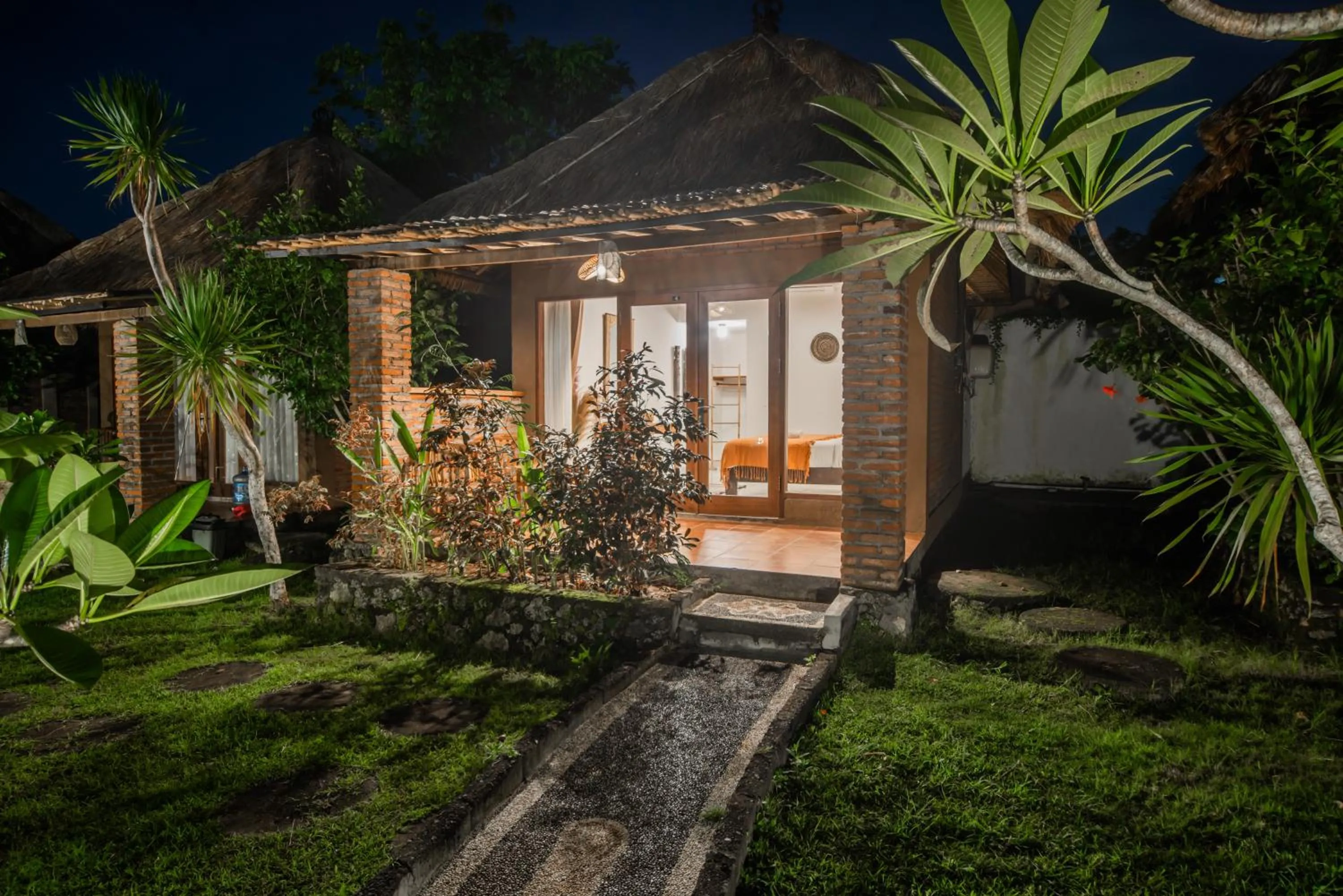 Garden in Olo Surf Nature