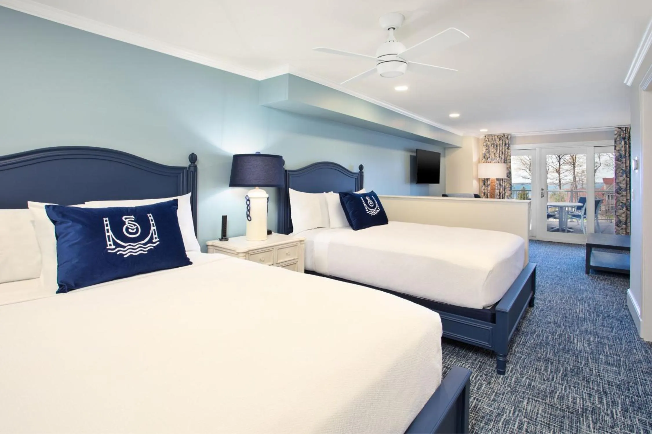 Bed in The Inn at Stonecliffe