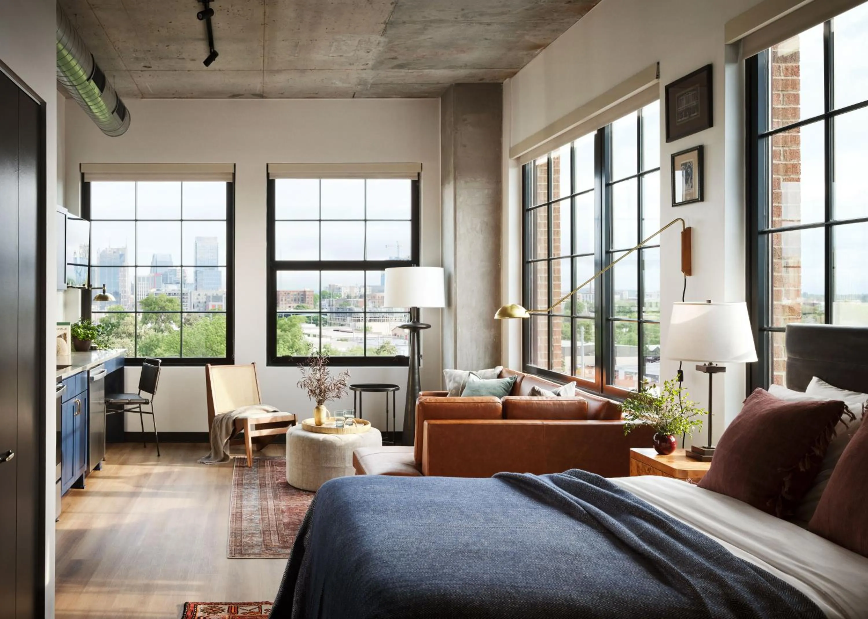 Bedroom, Bed in Memoir Wedgewood Houston