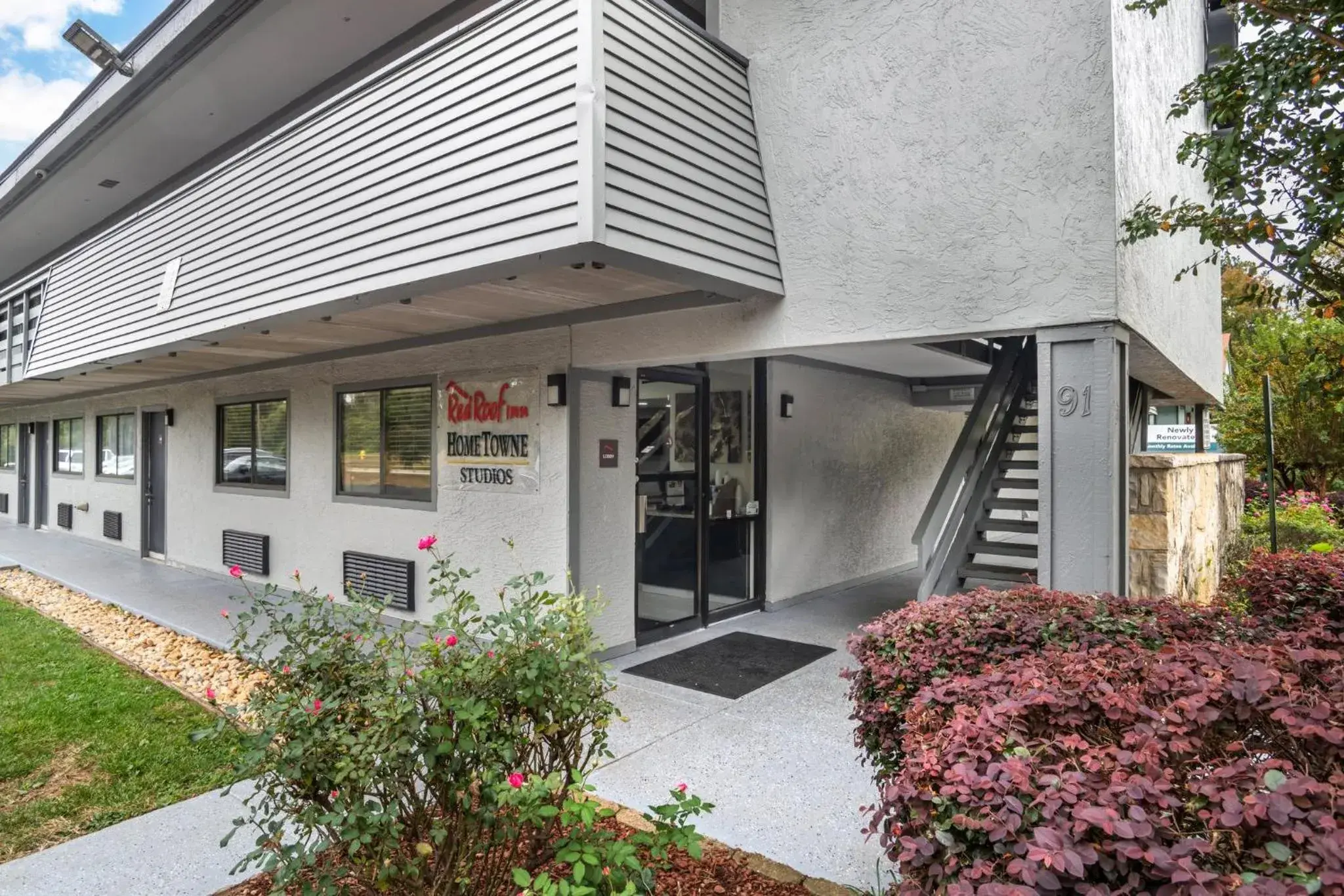 HomeTowne Studios by Red Roof Greenville HomeTowne Studios by Red Roof Greenville