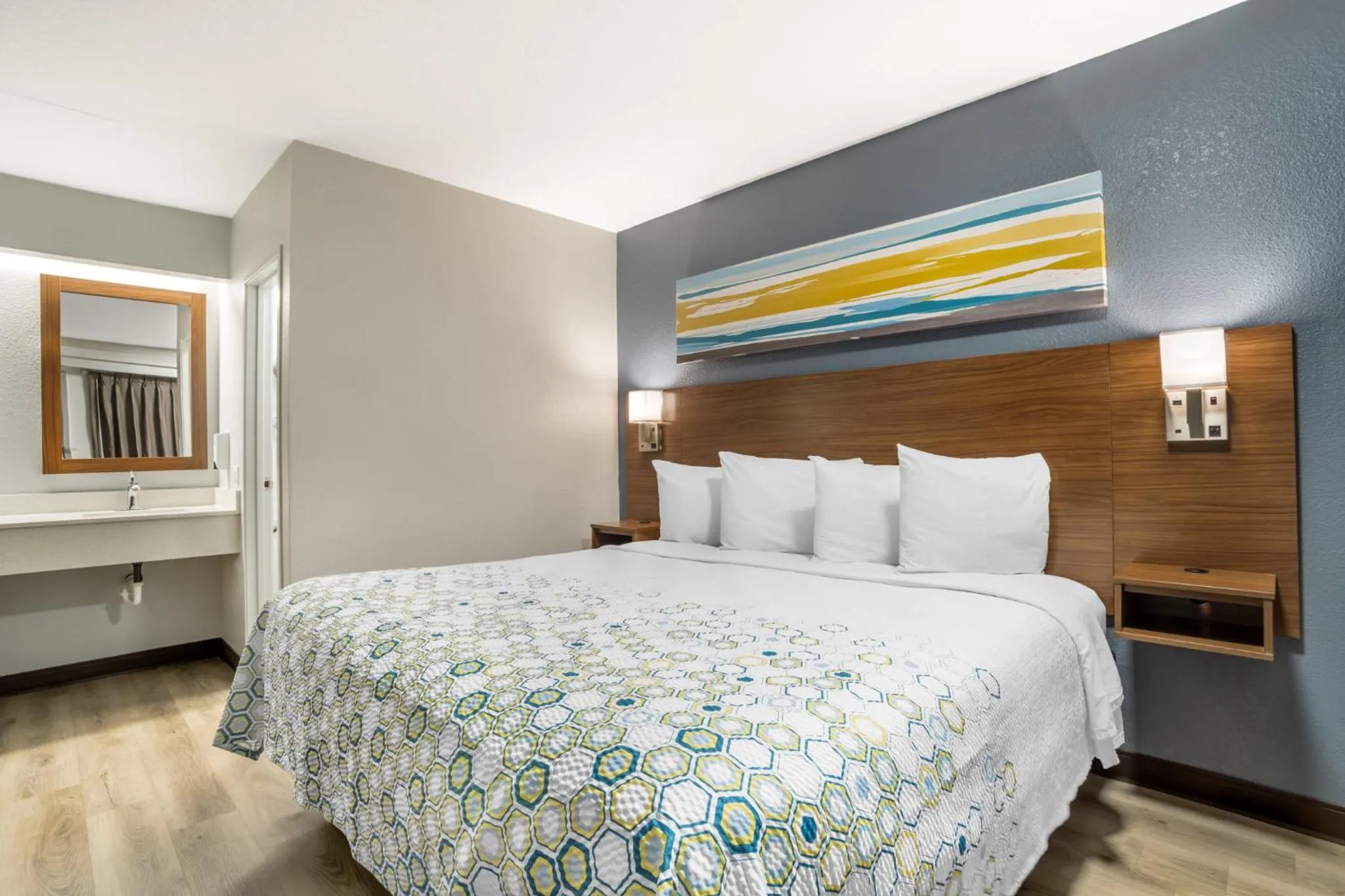 Property building, Bed in HomeTowne Studios by Red Roof Greenville