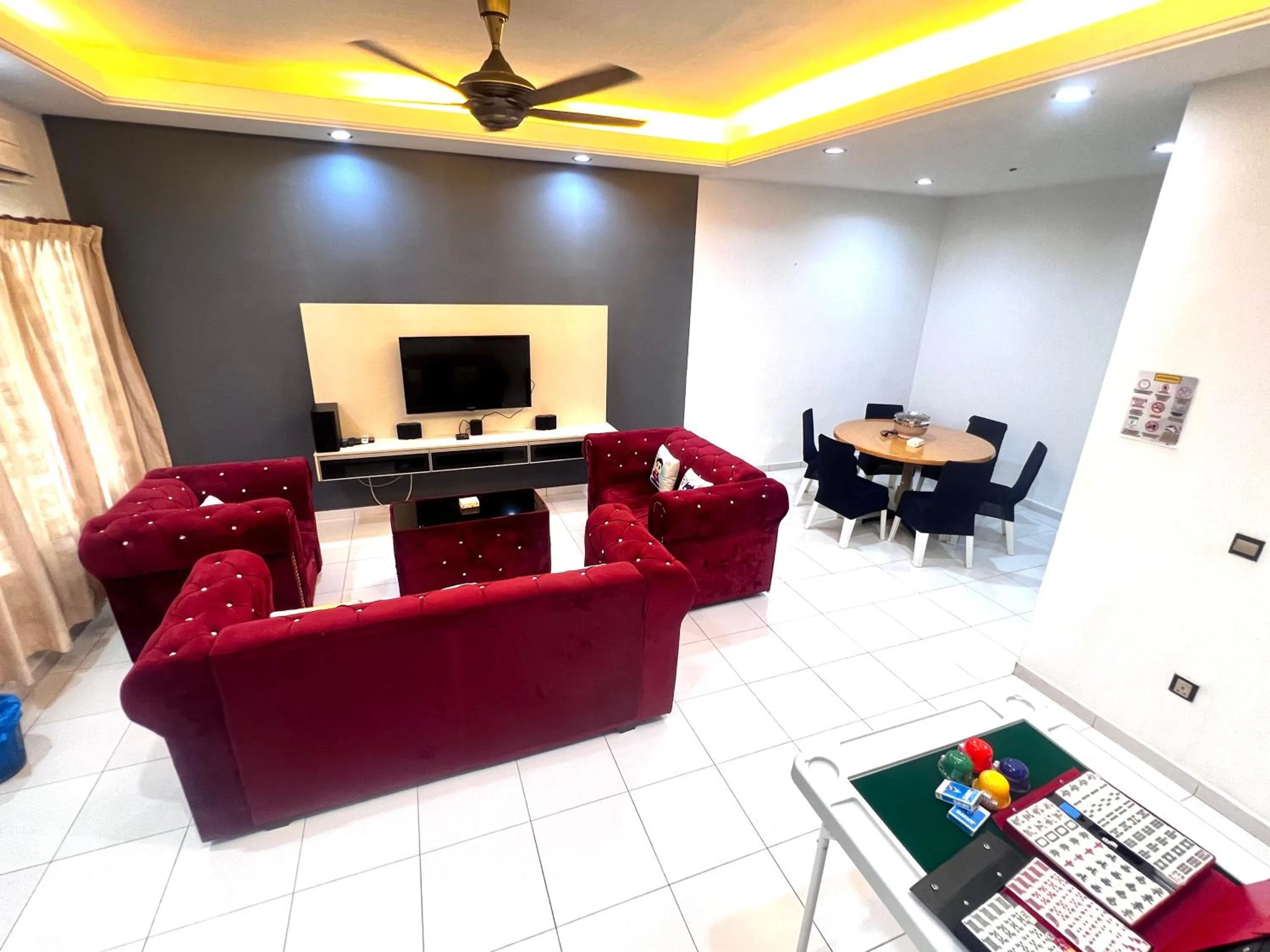 Lovely Homestay Austin Setia Indah 911