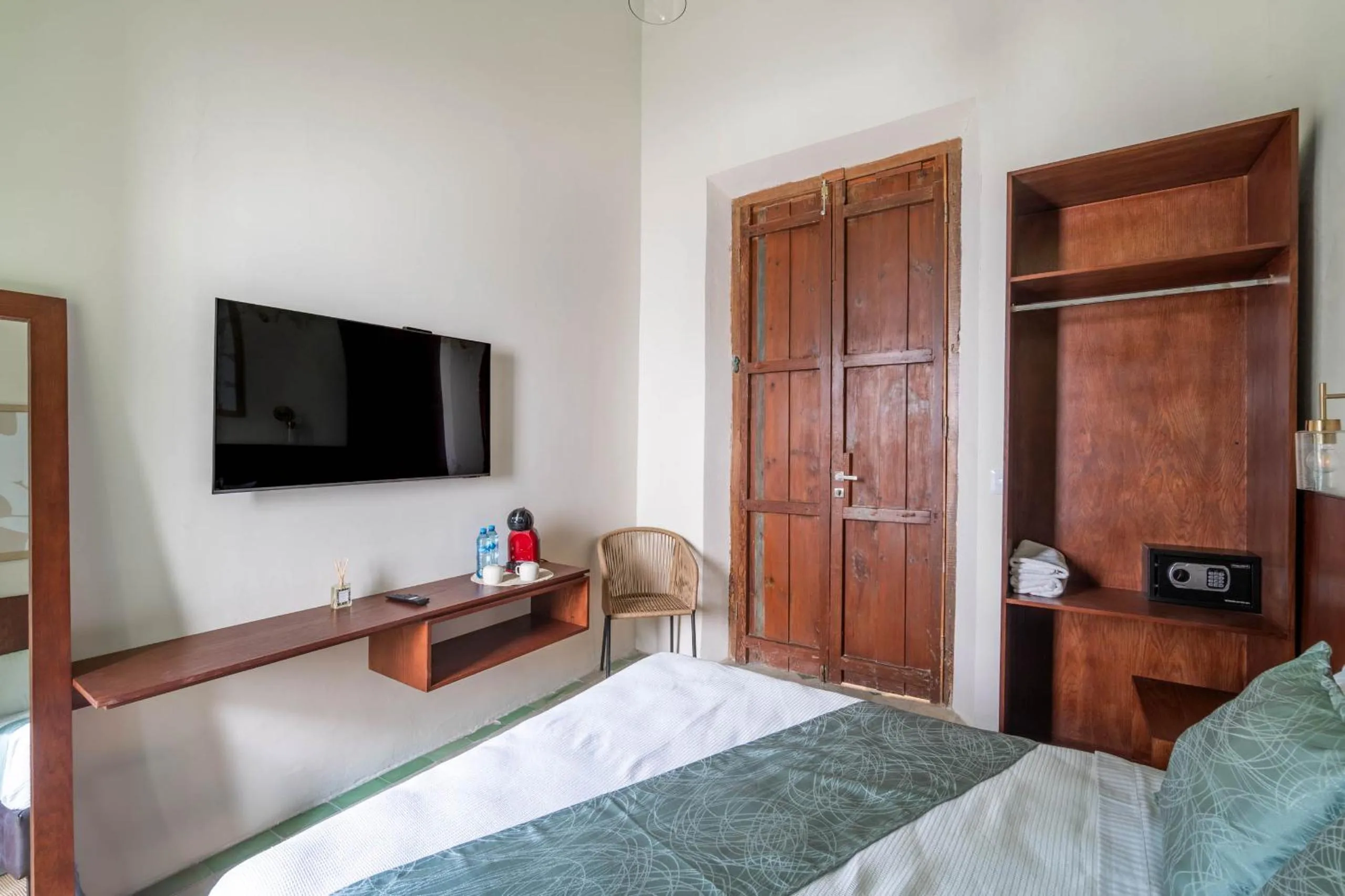 Photo of the whole room, Bed in Hotel Boutique Santa Elena