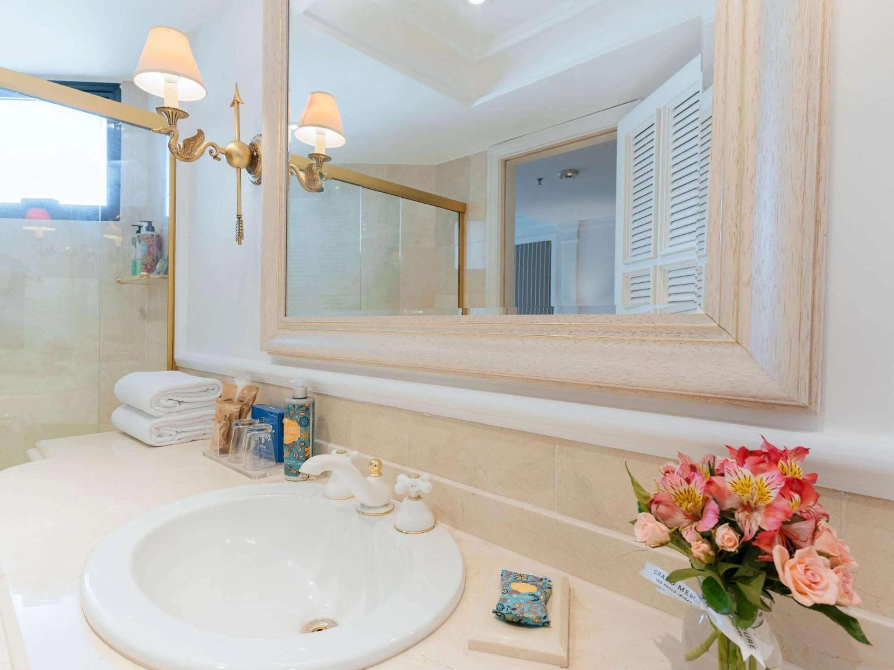 Bathroom in Grand Mercure Sao Paulo Ibirapuera