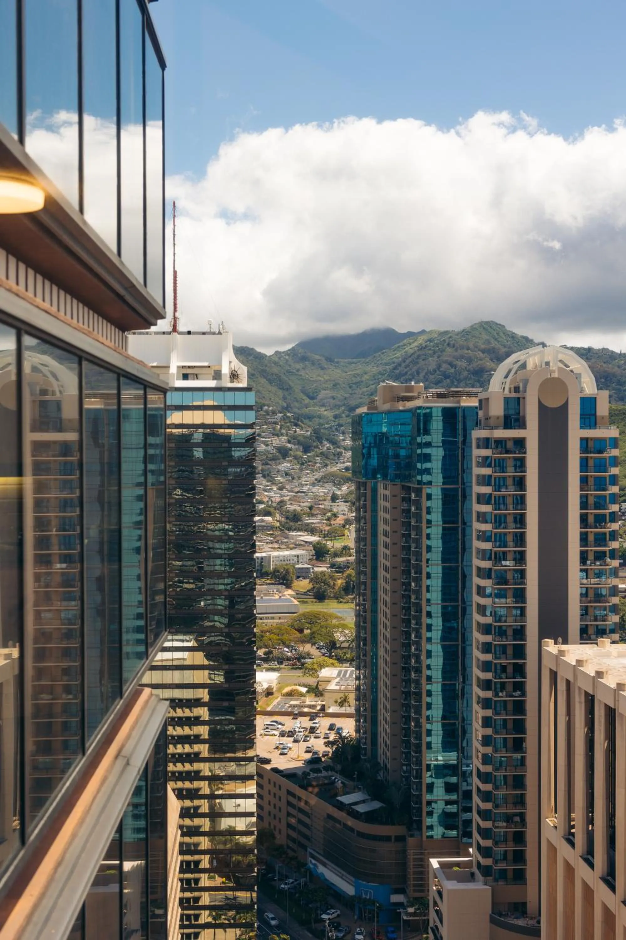 Mountain view in Bishop Suites at Executive Centre