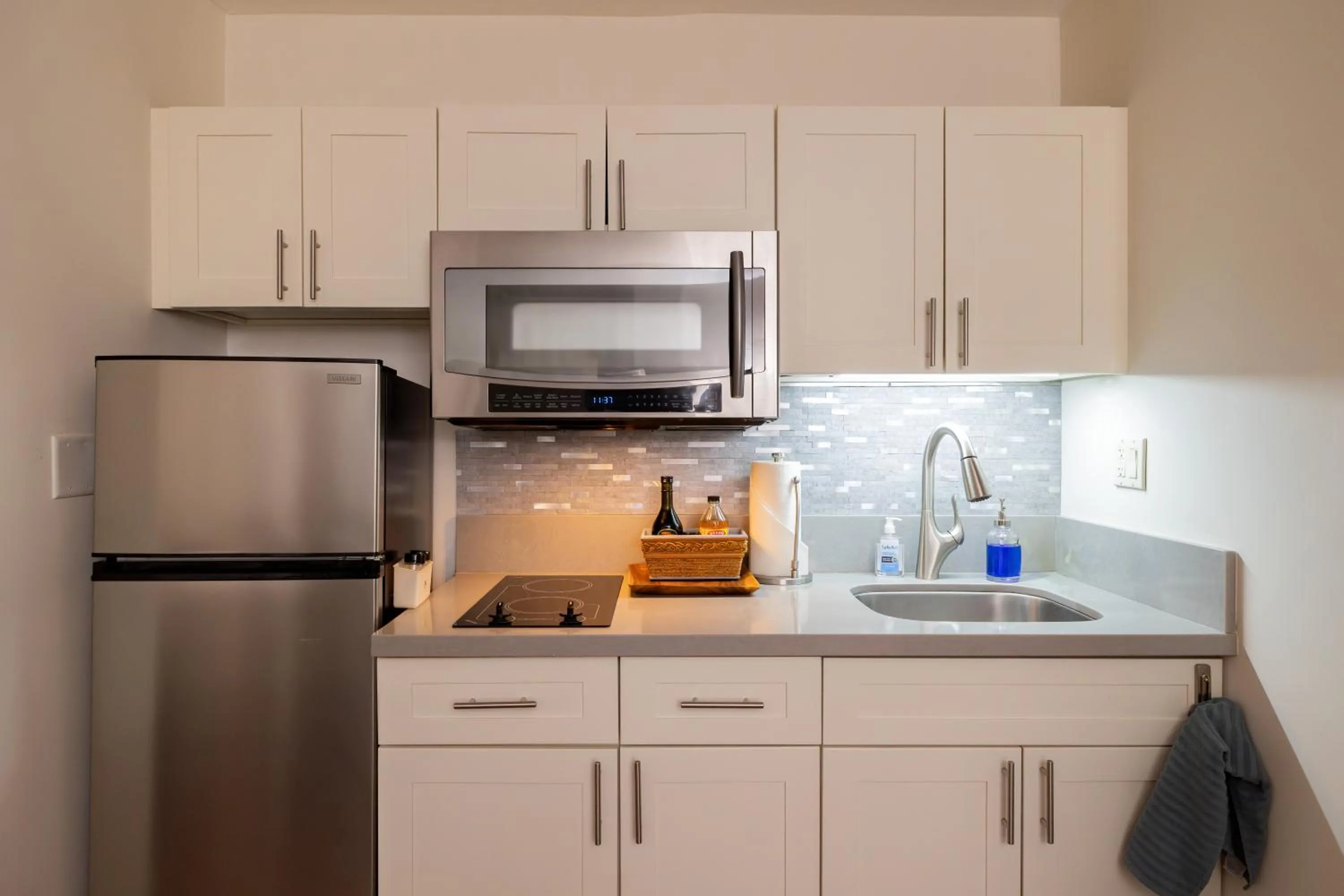 kitchen in Bishop Suites at Executive Centre