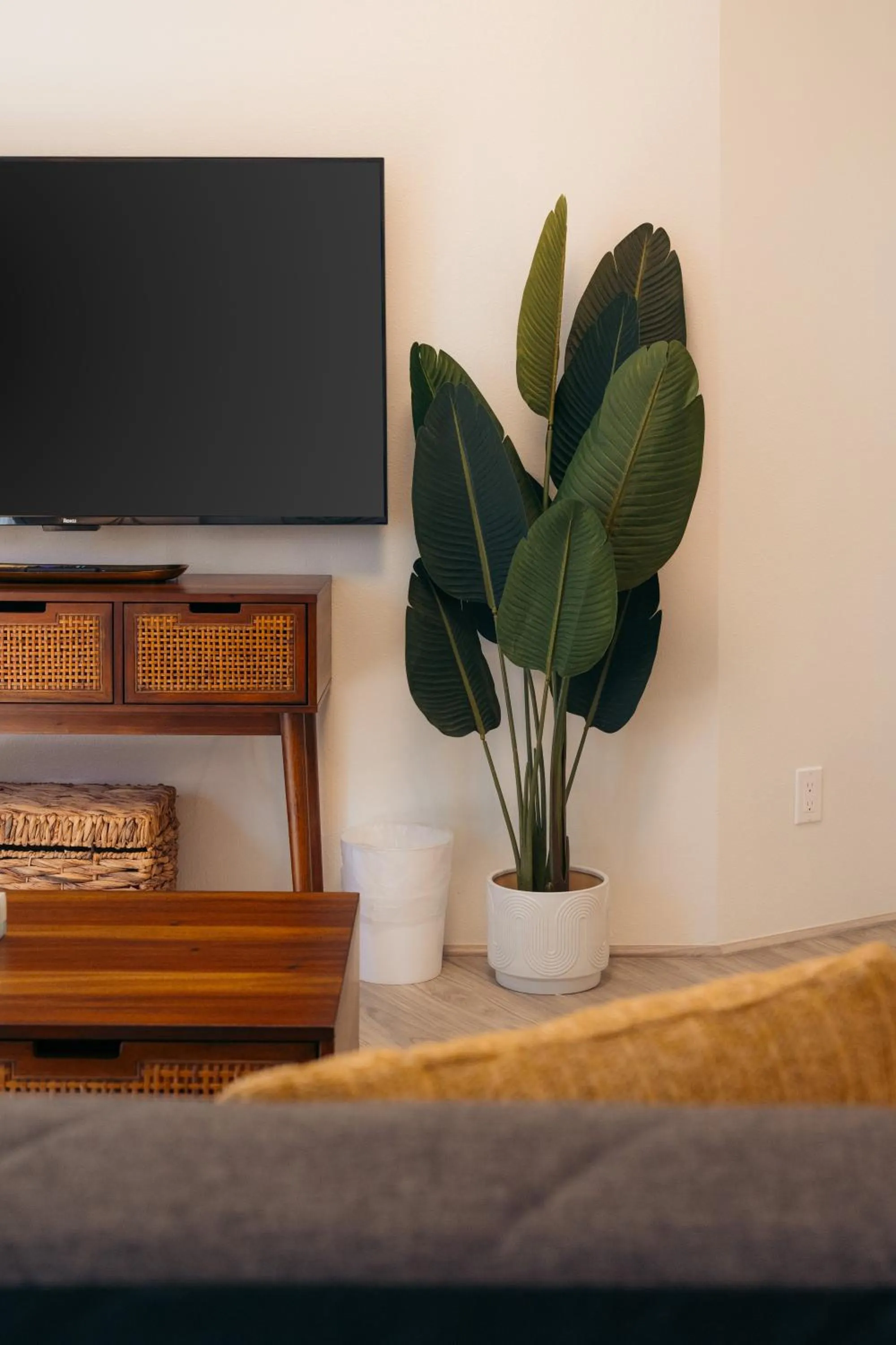 Living room in Bishop Suites at Executive Centre