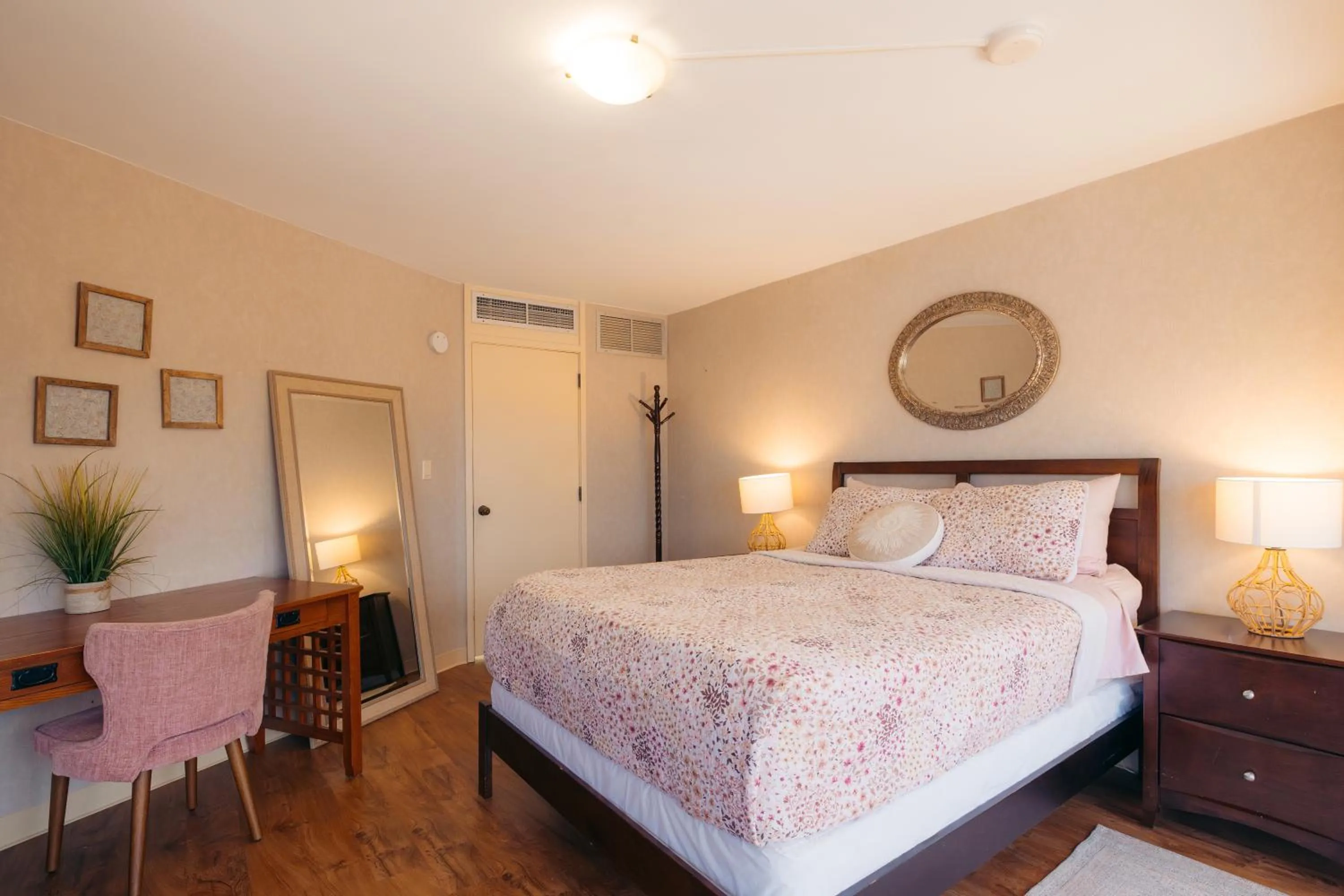 Bed in Bishop Suites at Executive Centre