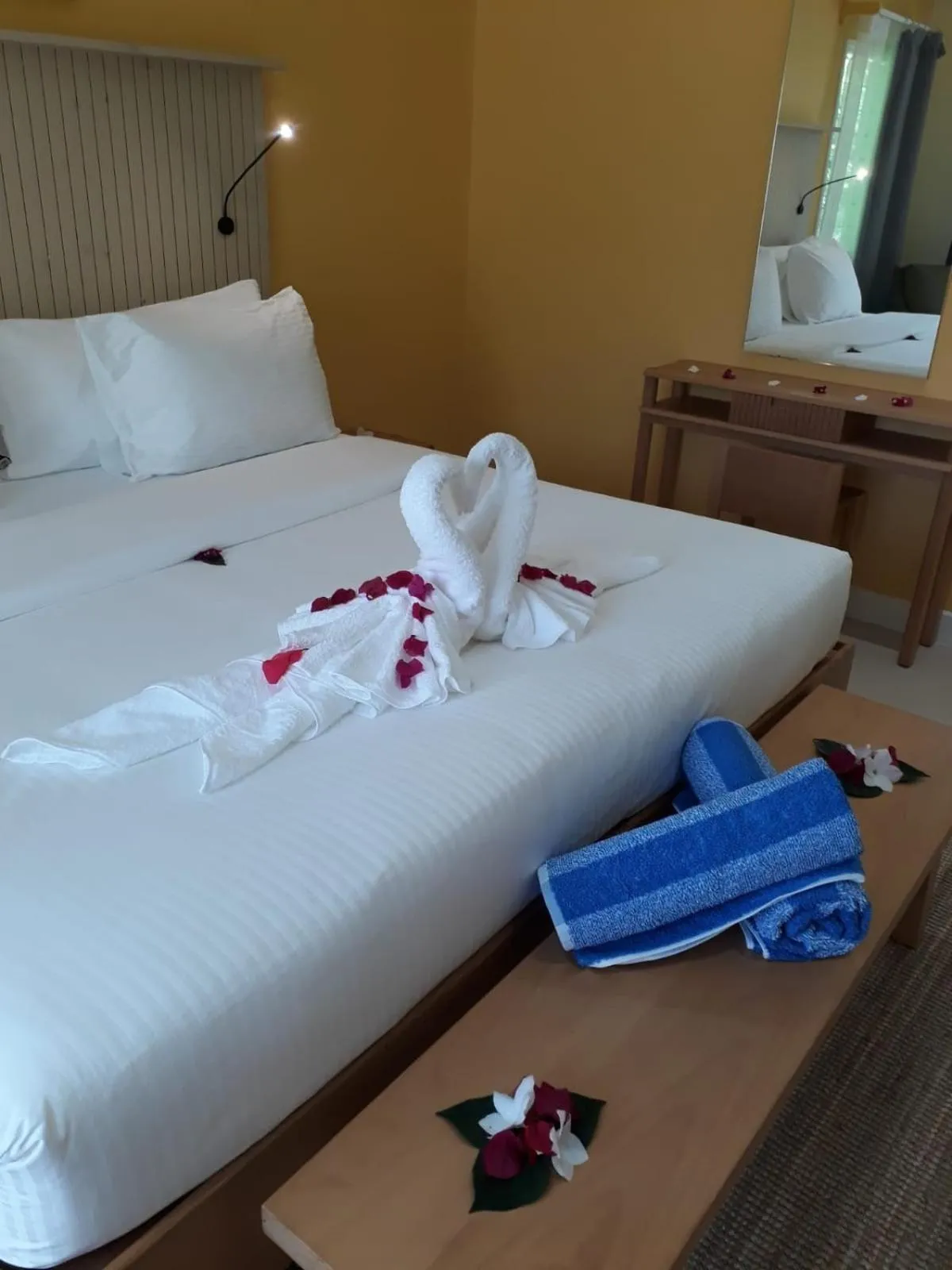 Decorative detail, Bed in Residence Praslinoise