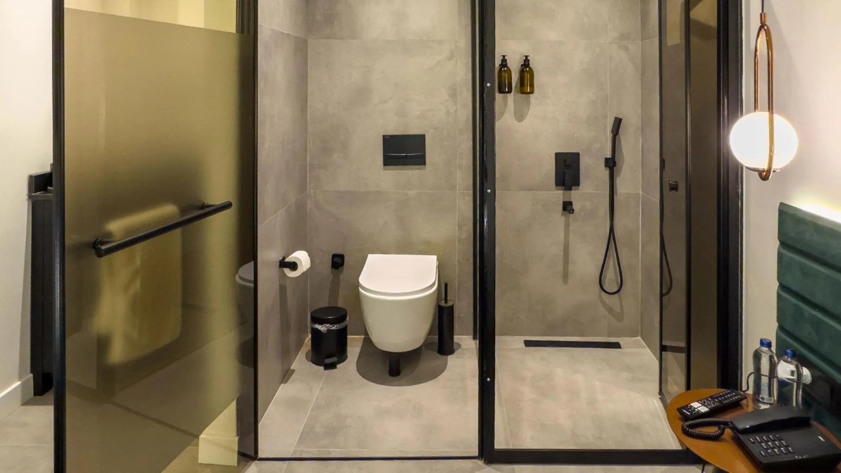 Toilet in Luff Living - Adult Only 12 Plus