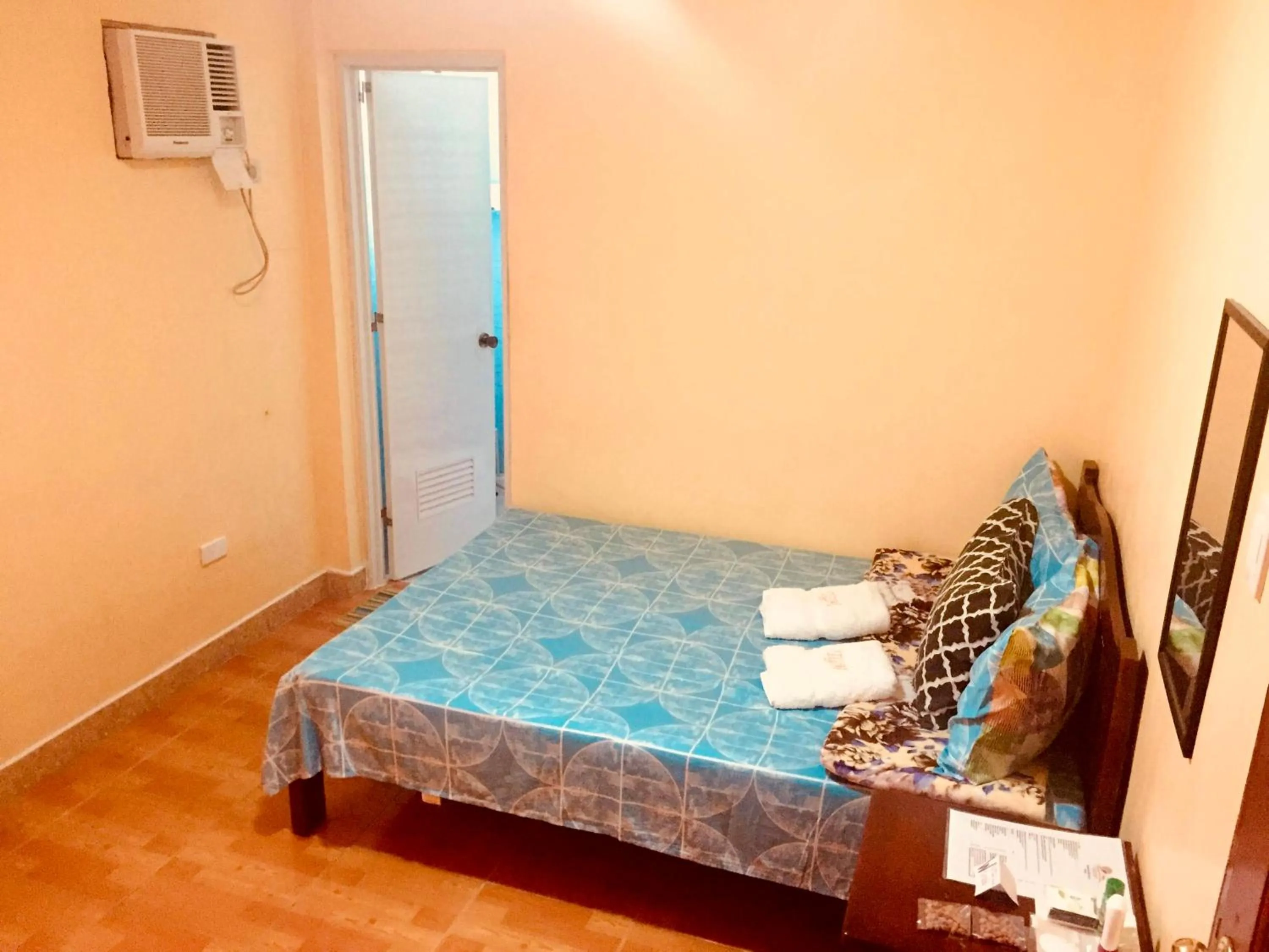 Bed in TGH Guest House Badian