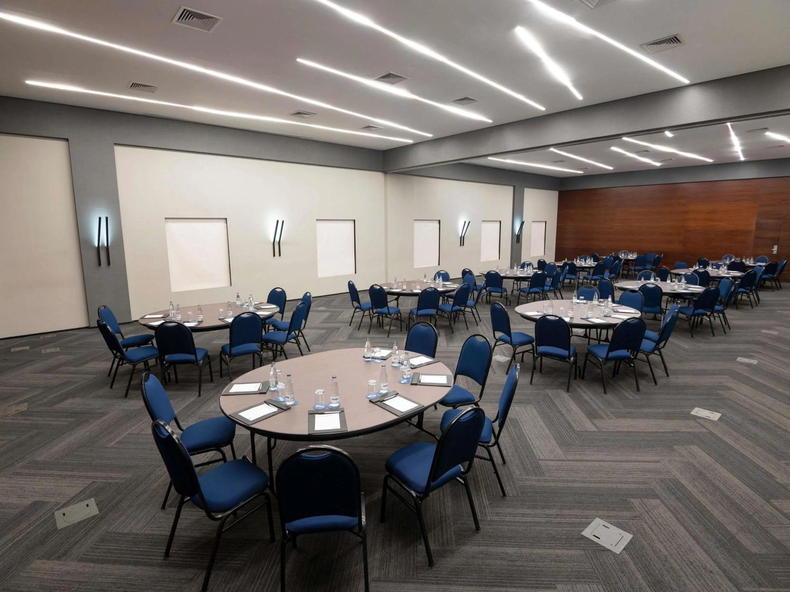 Meeting/conference room in Pullman Sao Paulo Ibirapuera
