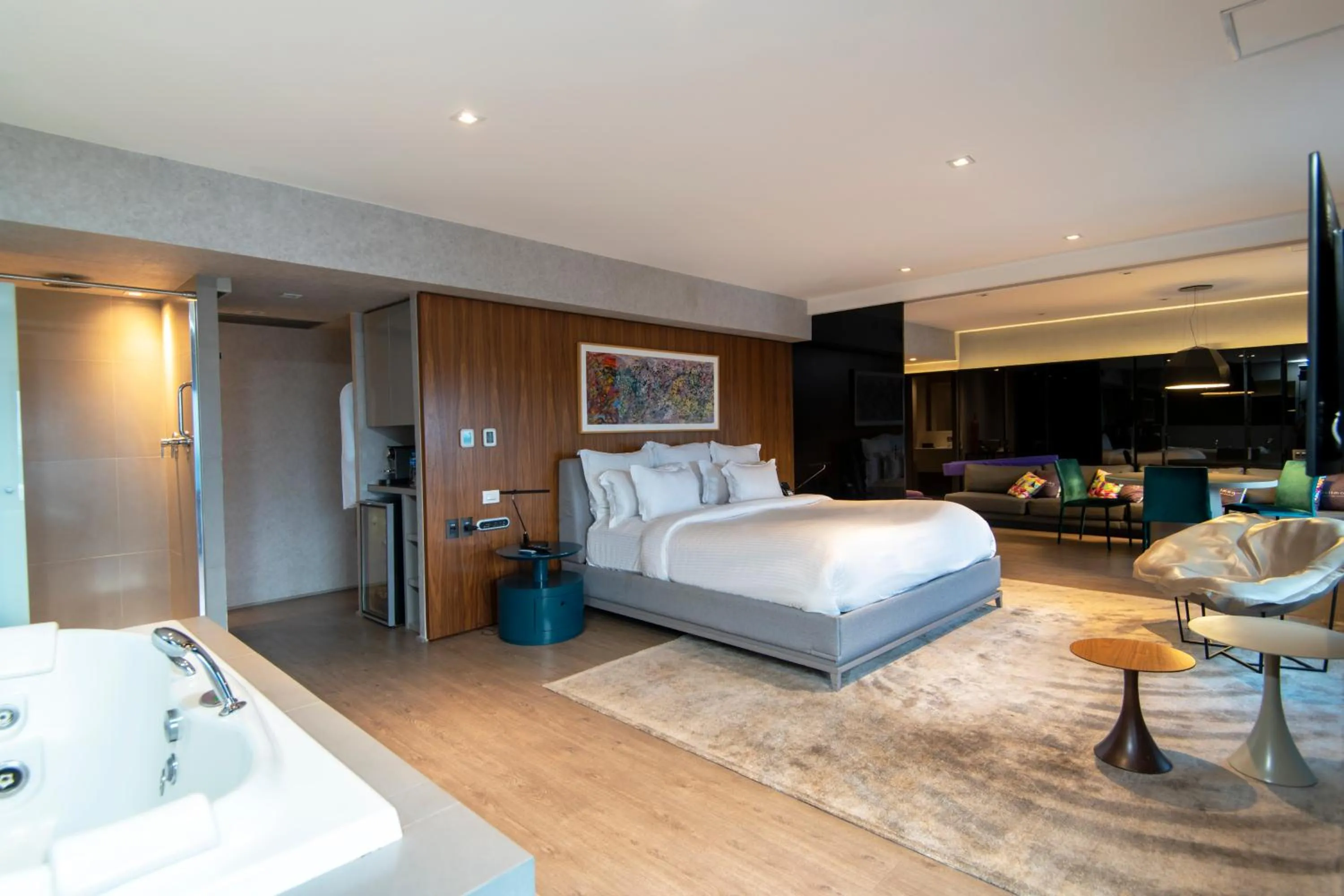 Photo of the whole room, Bed in Pullman Sao Paulo Ibirapuera