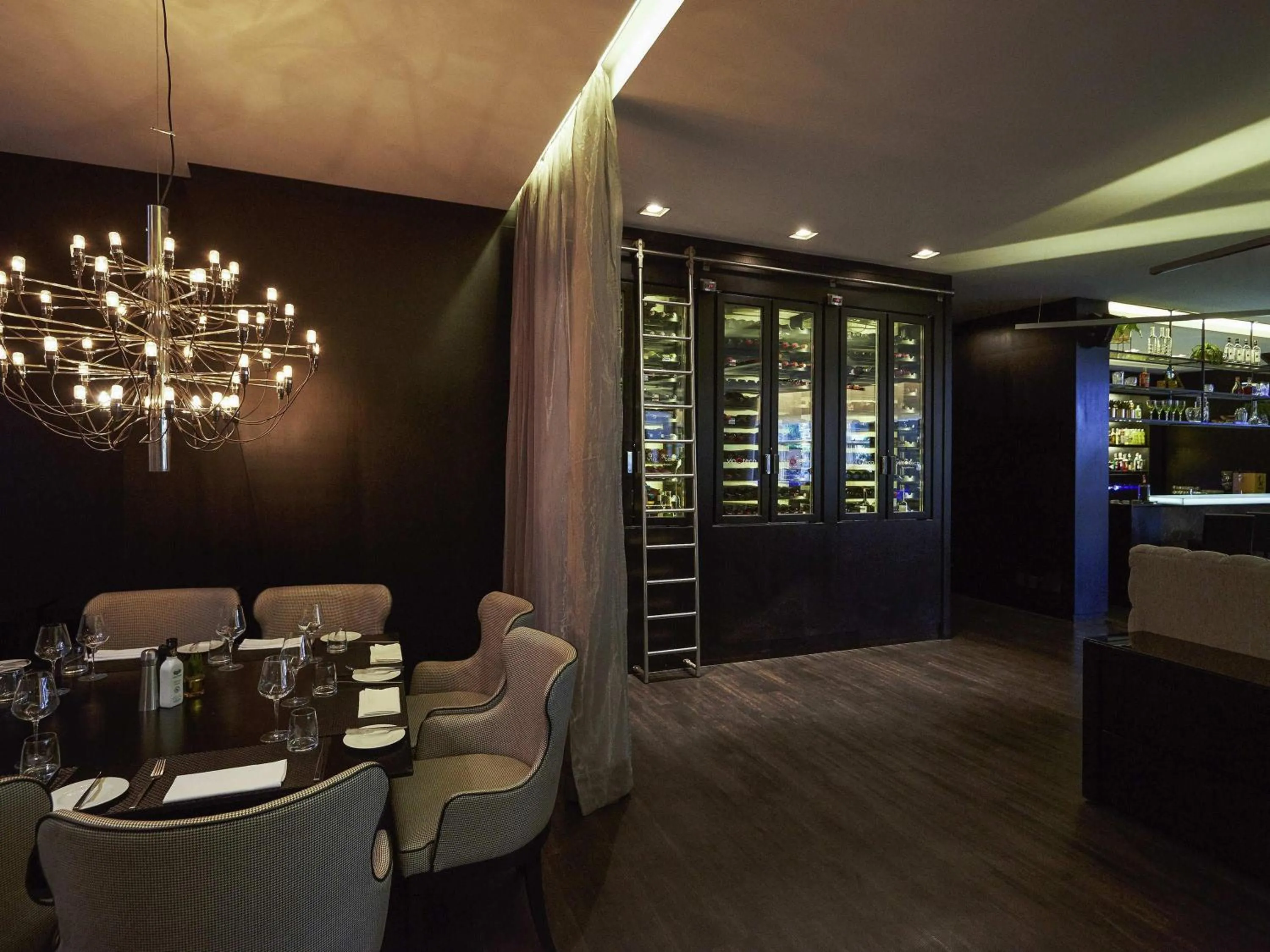 Lounge or bar in Pullman Sao Paulo Ibirapuera