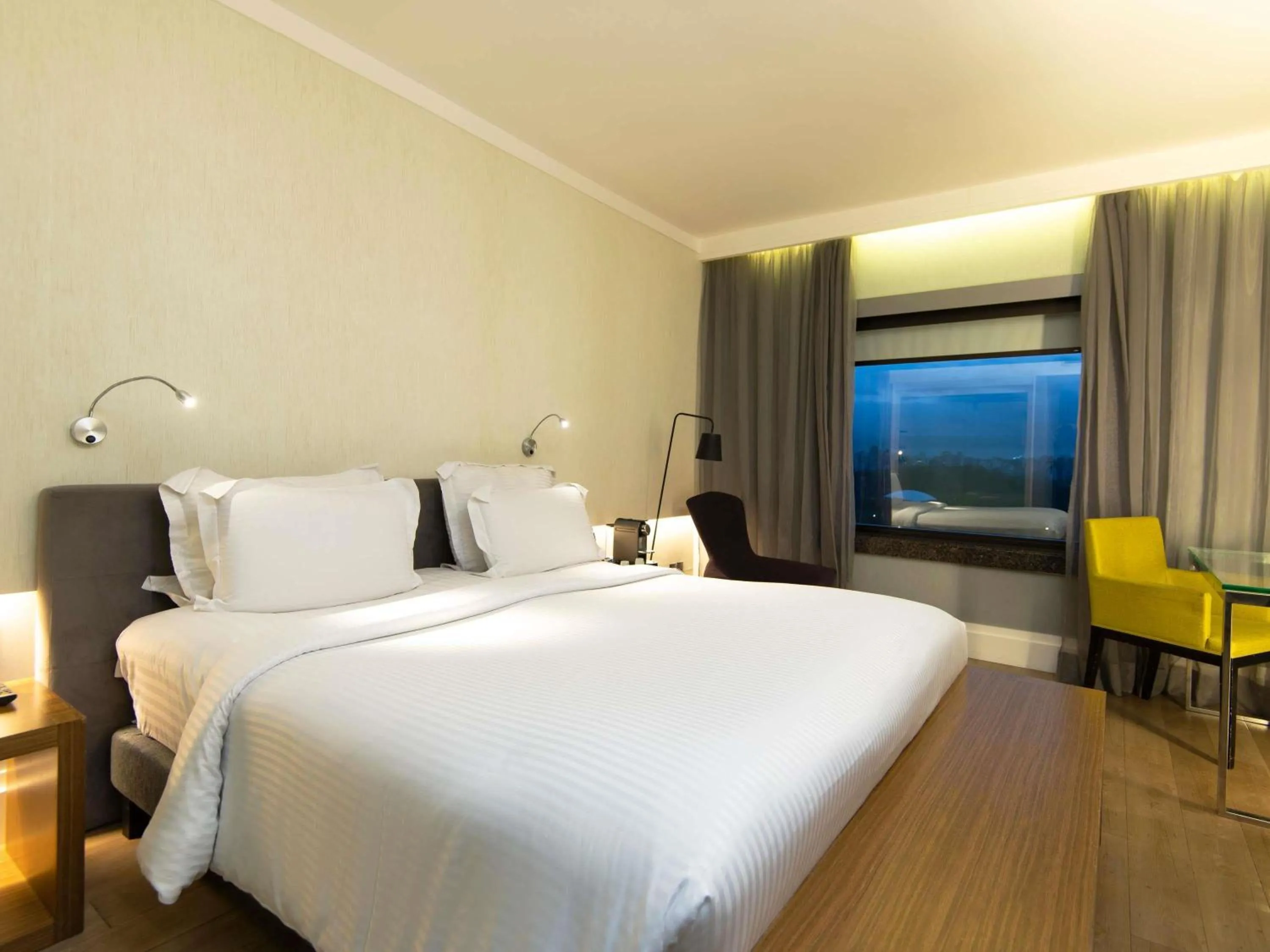 Bedroom, Bed in Pullman Sao Paulo Ibirapuera