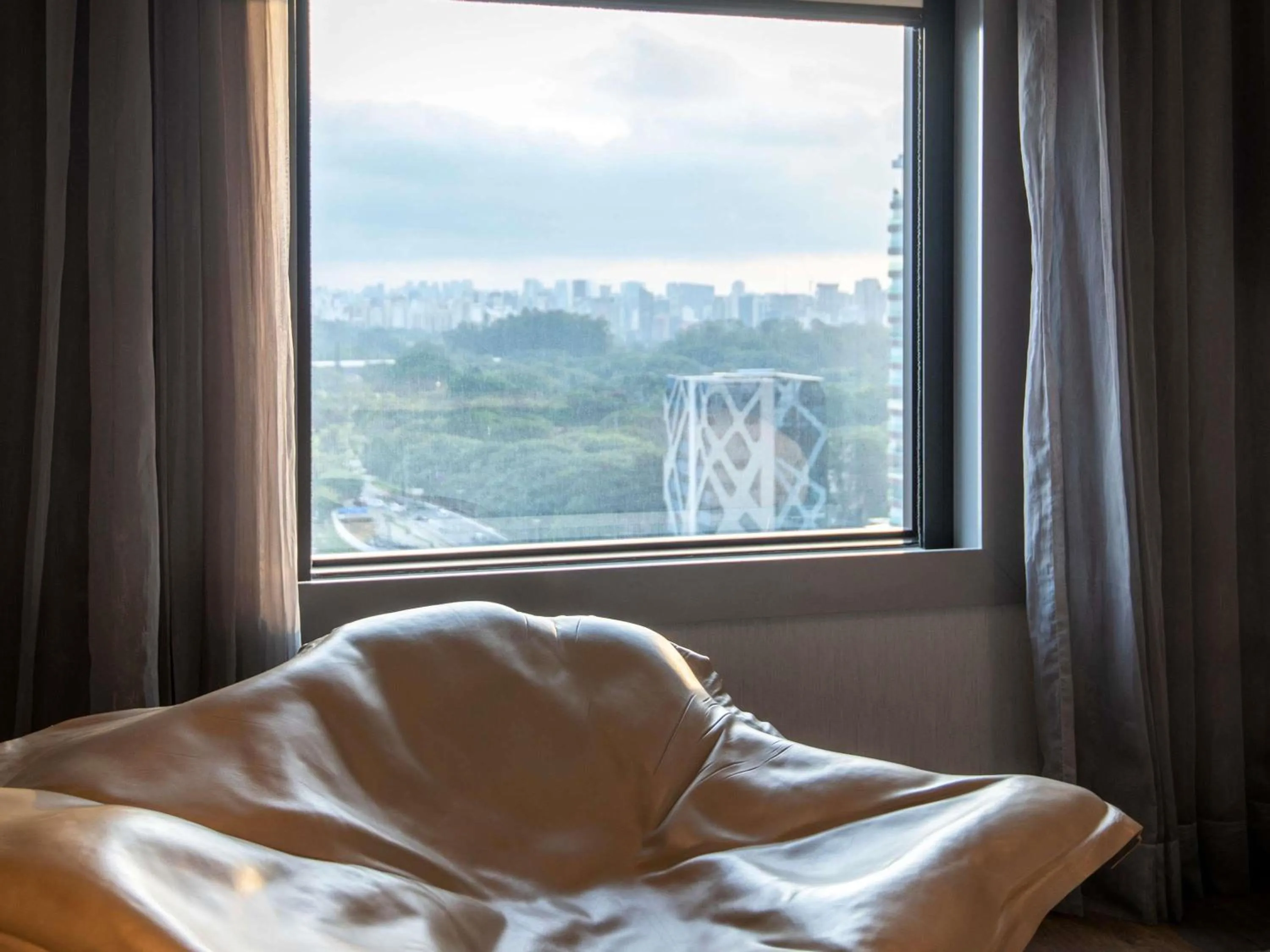 Bedroom, Bed in Pullman Sao Paulo Ibirapuera