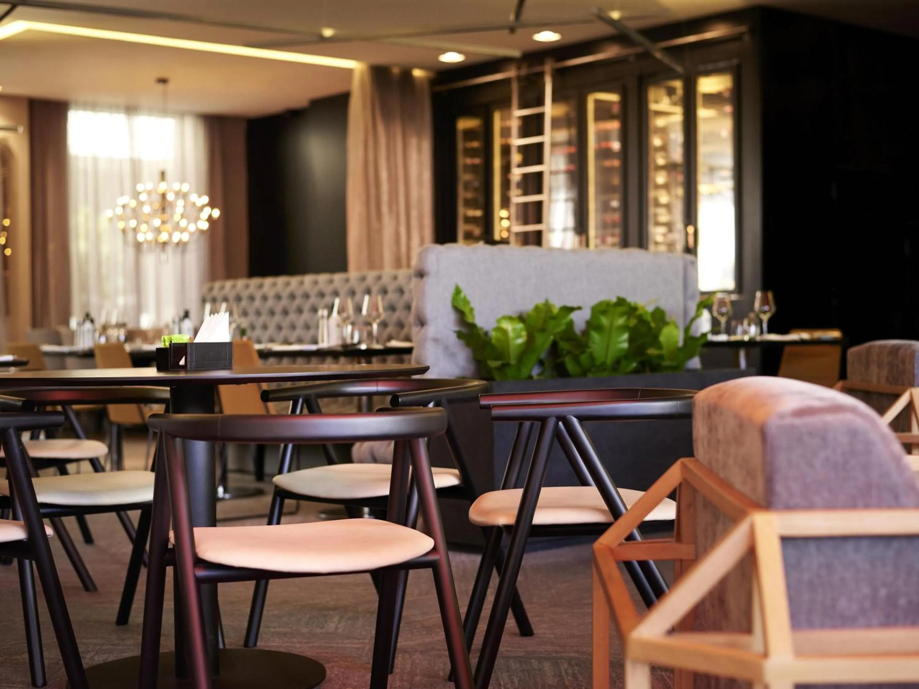 Lounge or bar in Pullman Sao Paulo Ibirapuera