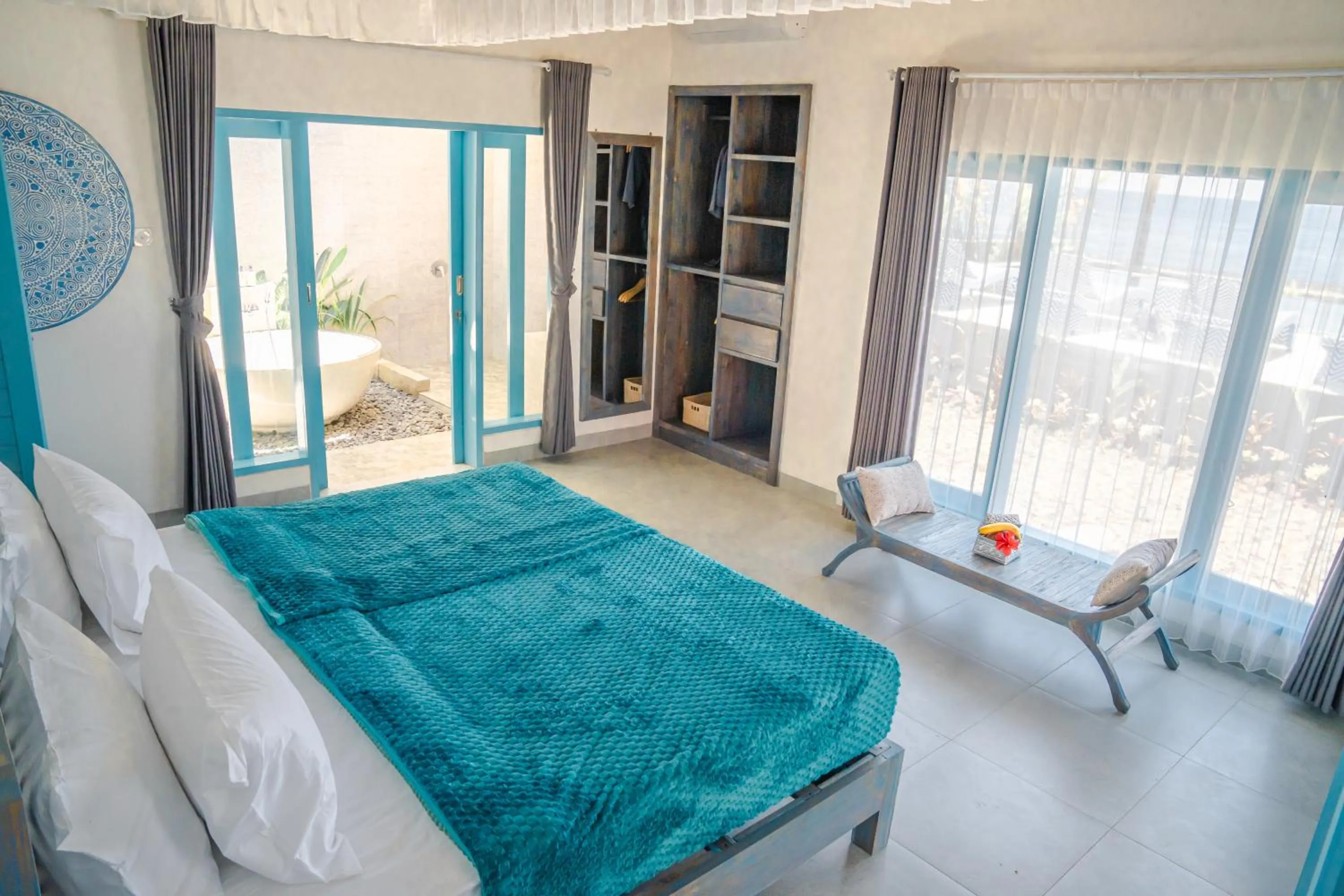 Bedroom, Bed in Ocean Paradise Bali
