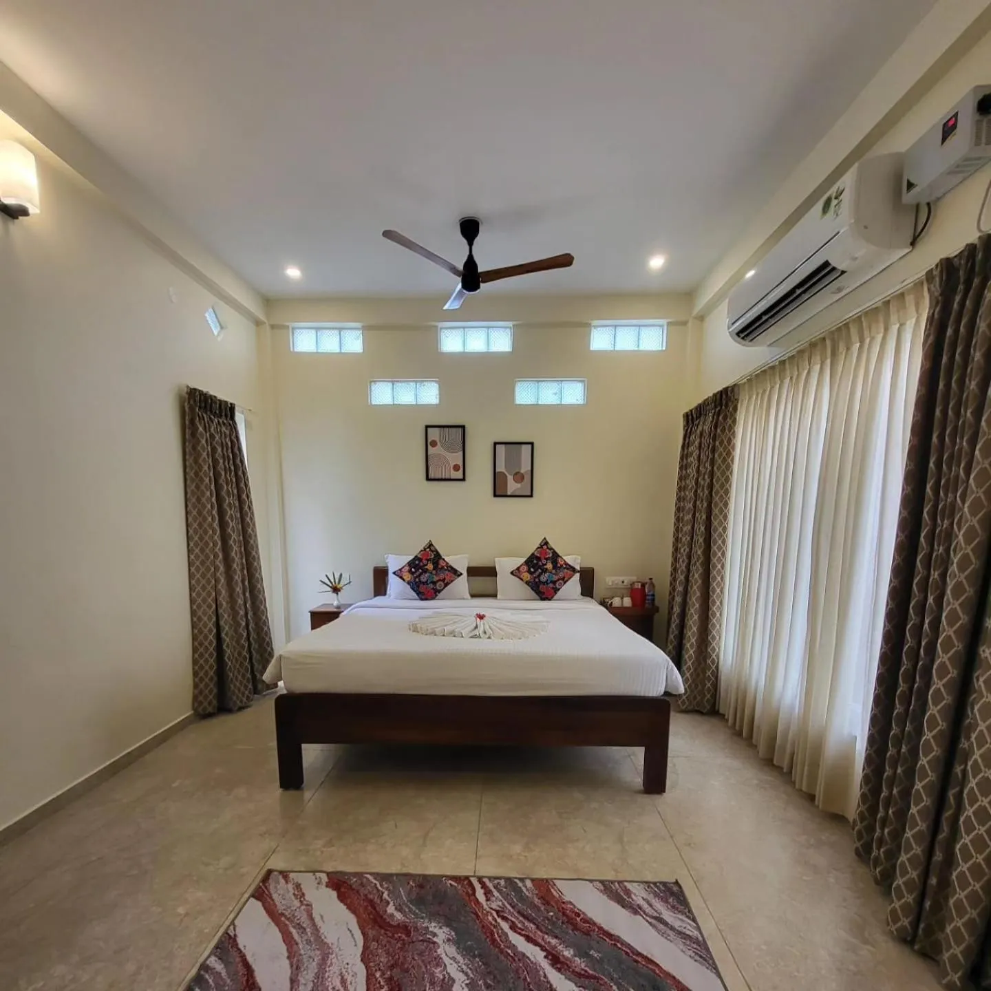 PALM PARADISE Beach Resort