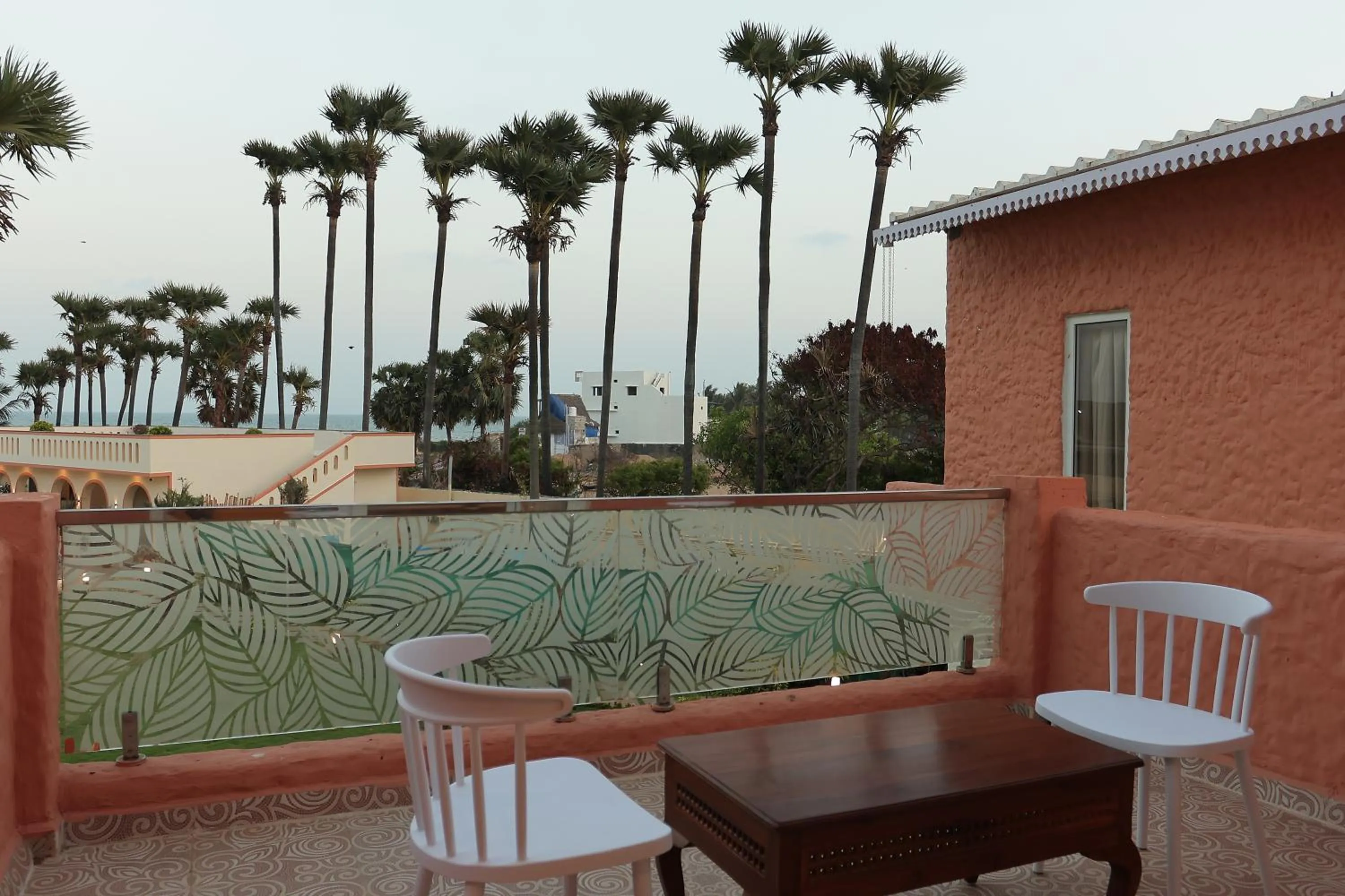 PALM PARADISE Beach Resort