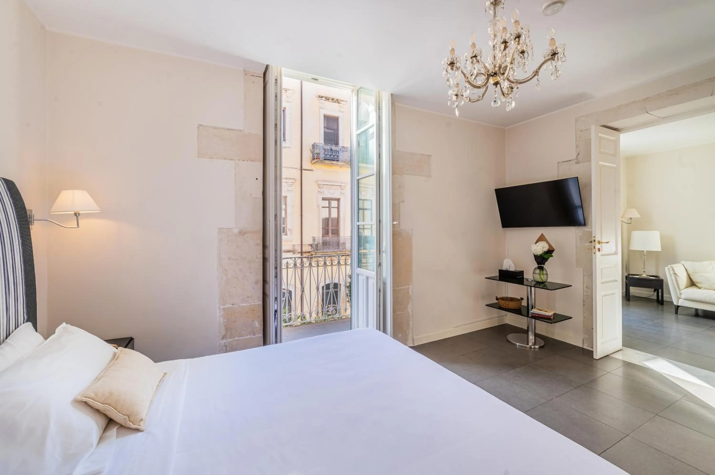 Bed in Hotel Palazzo Cavalieri