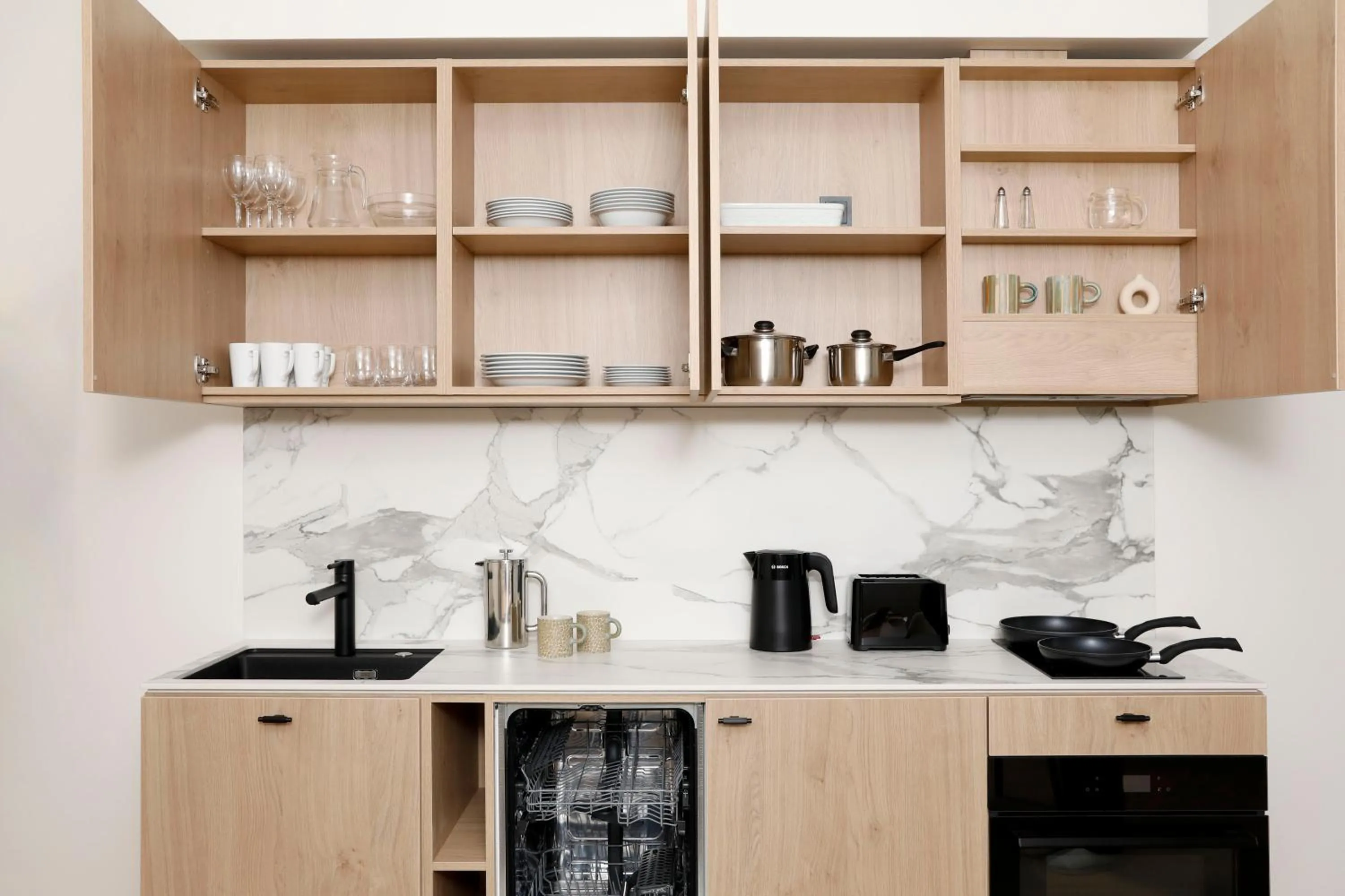 dishwasher in Bob W Tallinn Kesklinn