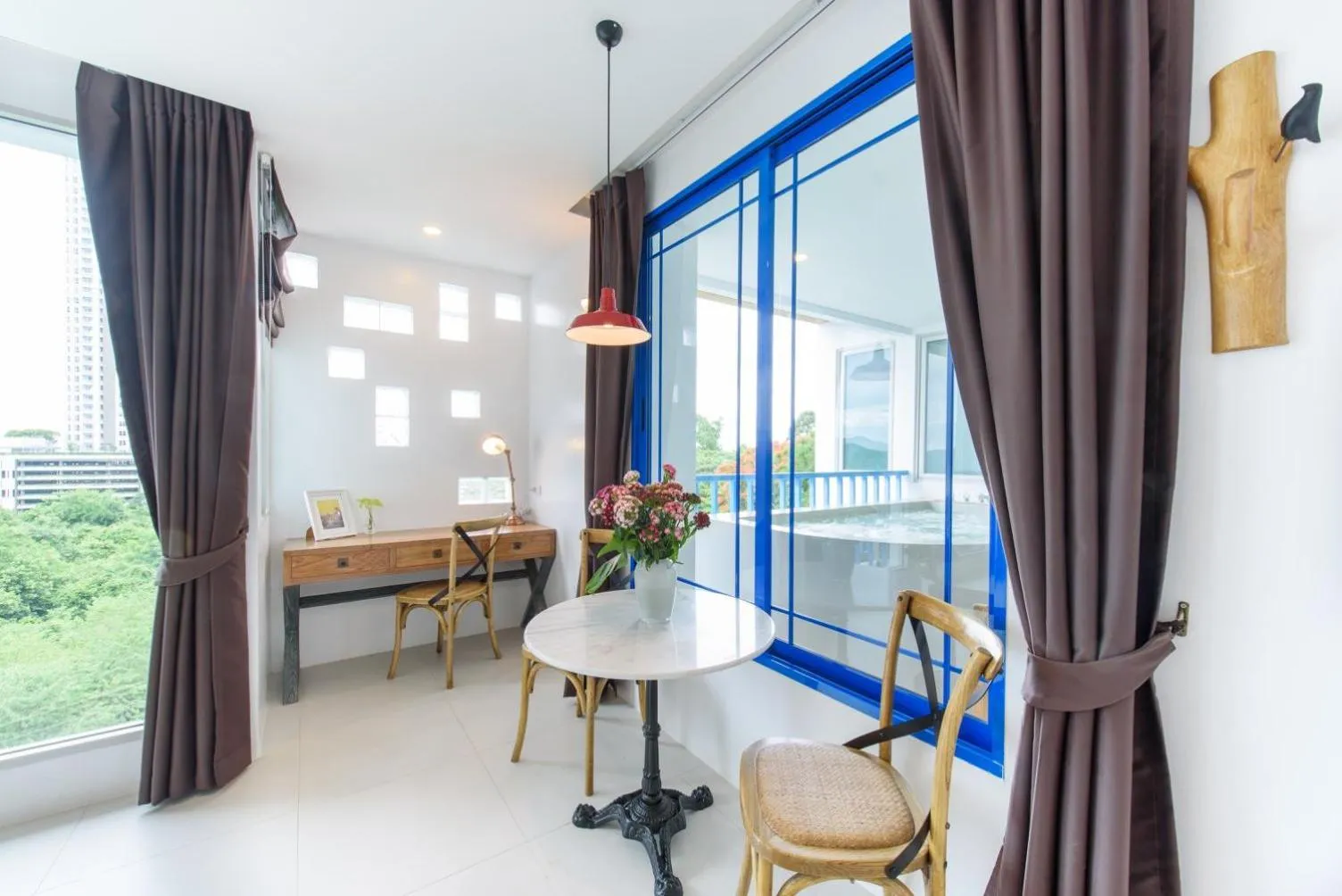 Seating area in Costa Village Jacuzzi Bangsaray