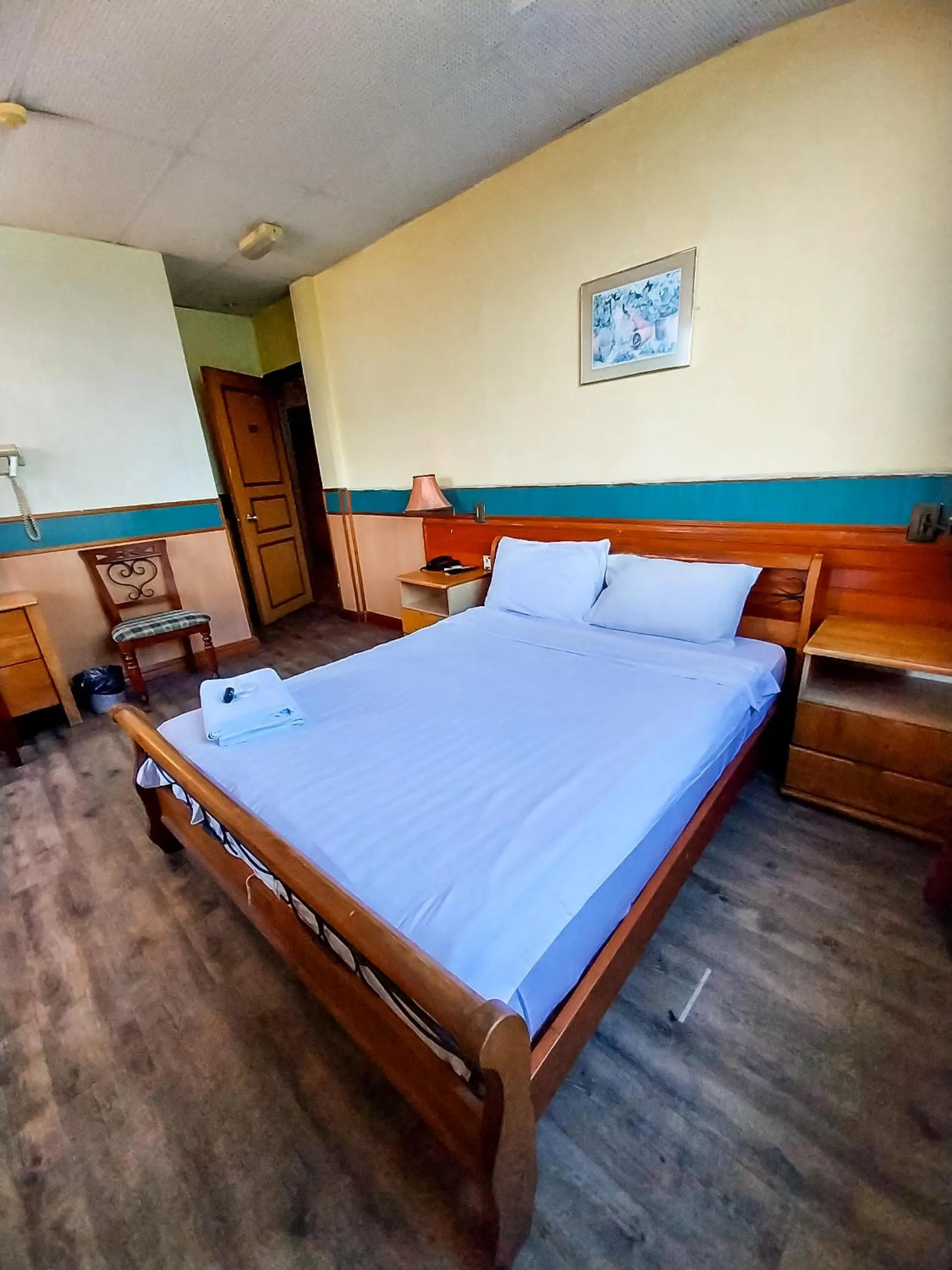 Bed in Hotel Holiday Park