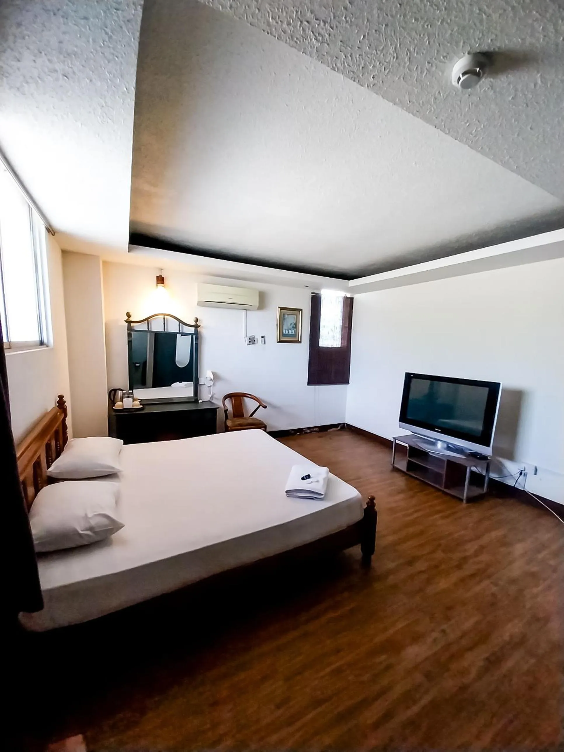 Bed in Hotel Holiday Park