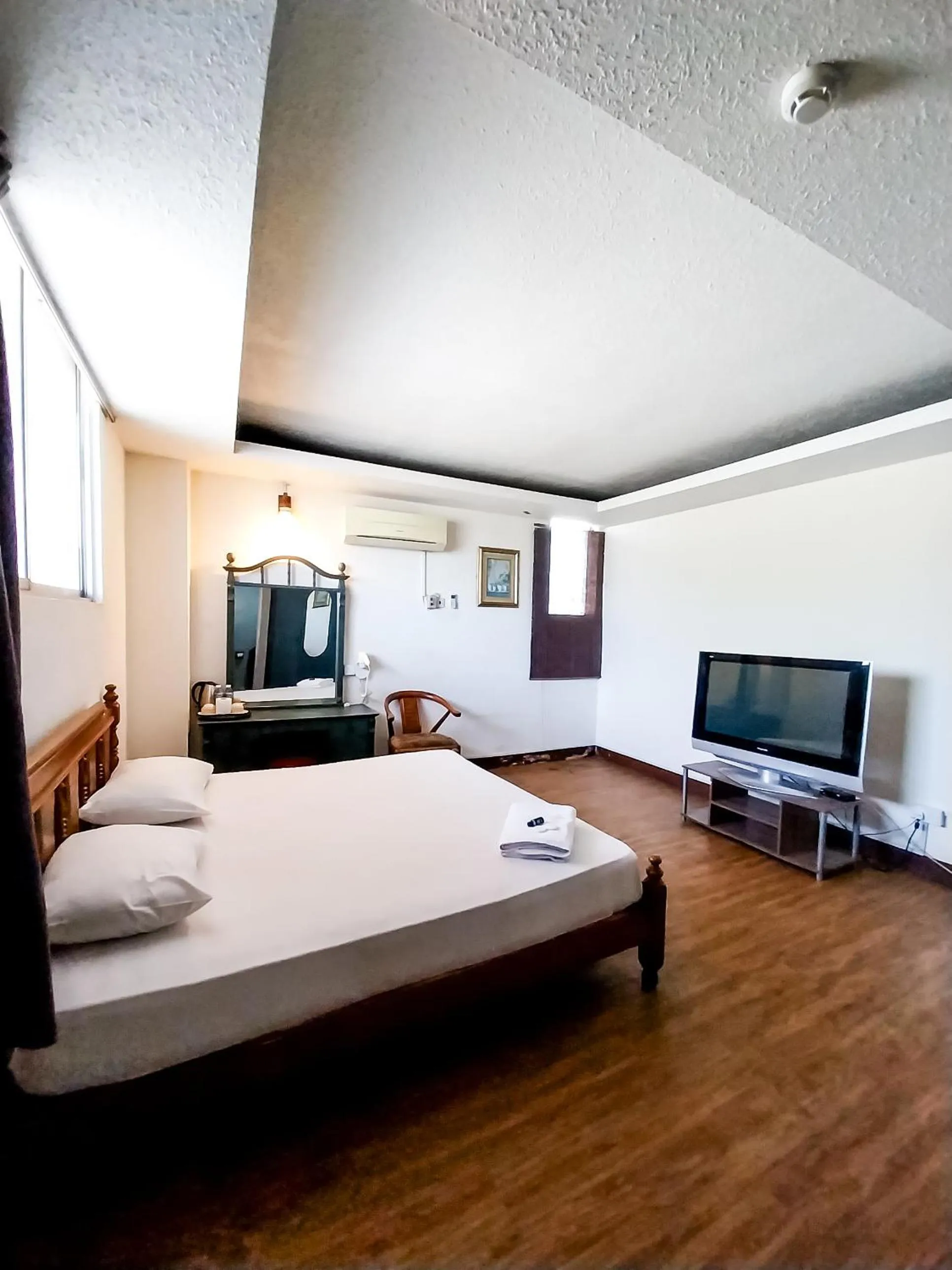 Bed in Hotel Holiday Park