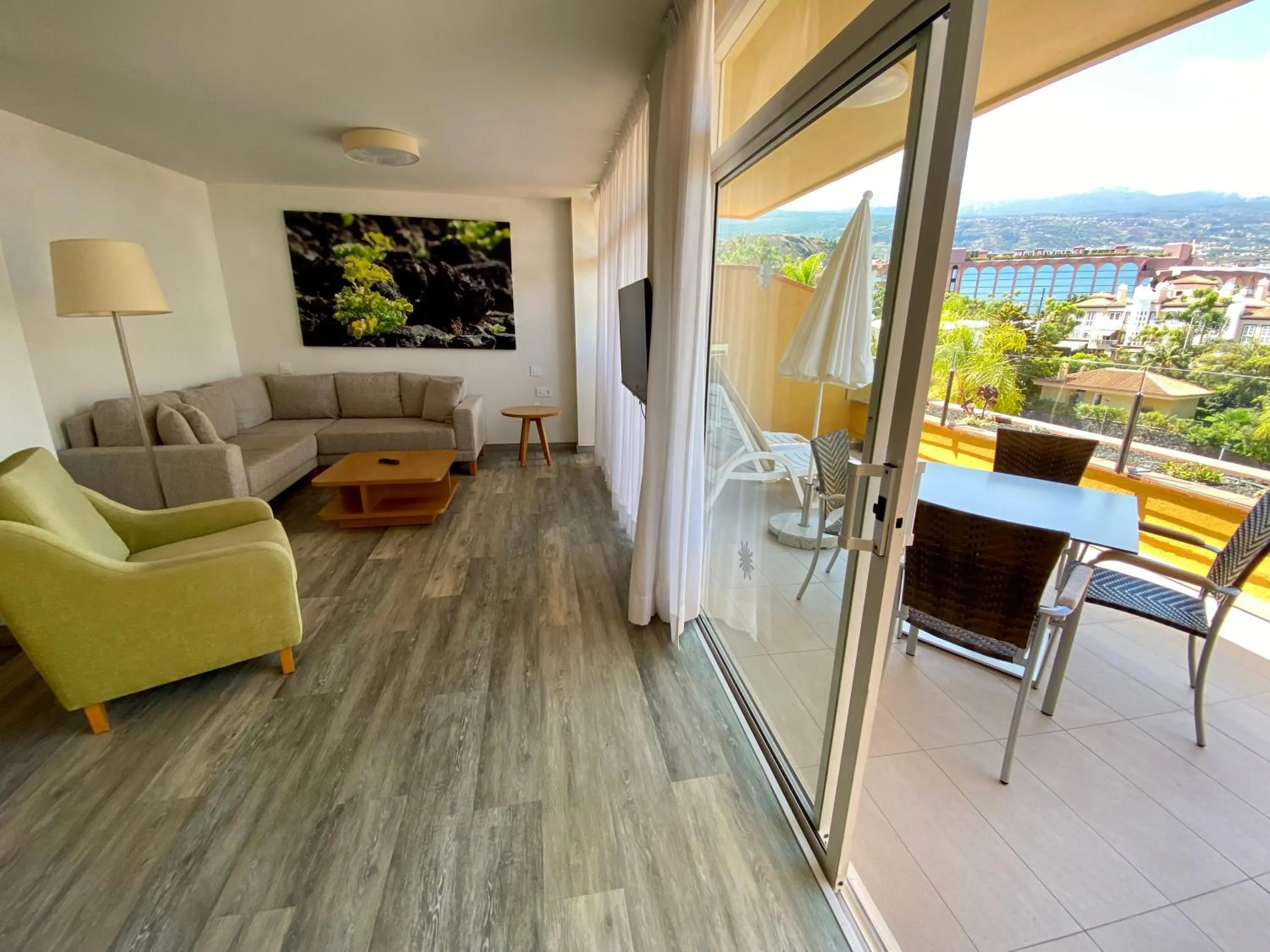 Balcony/Terrace in Apartamentos Tigaiga Suites