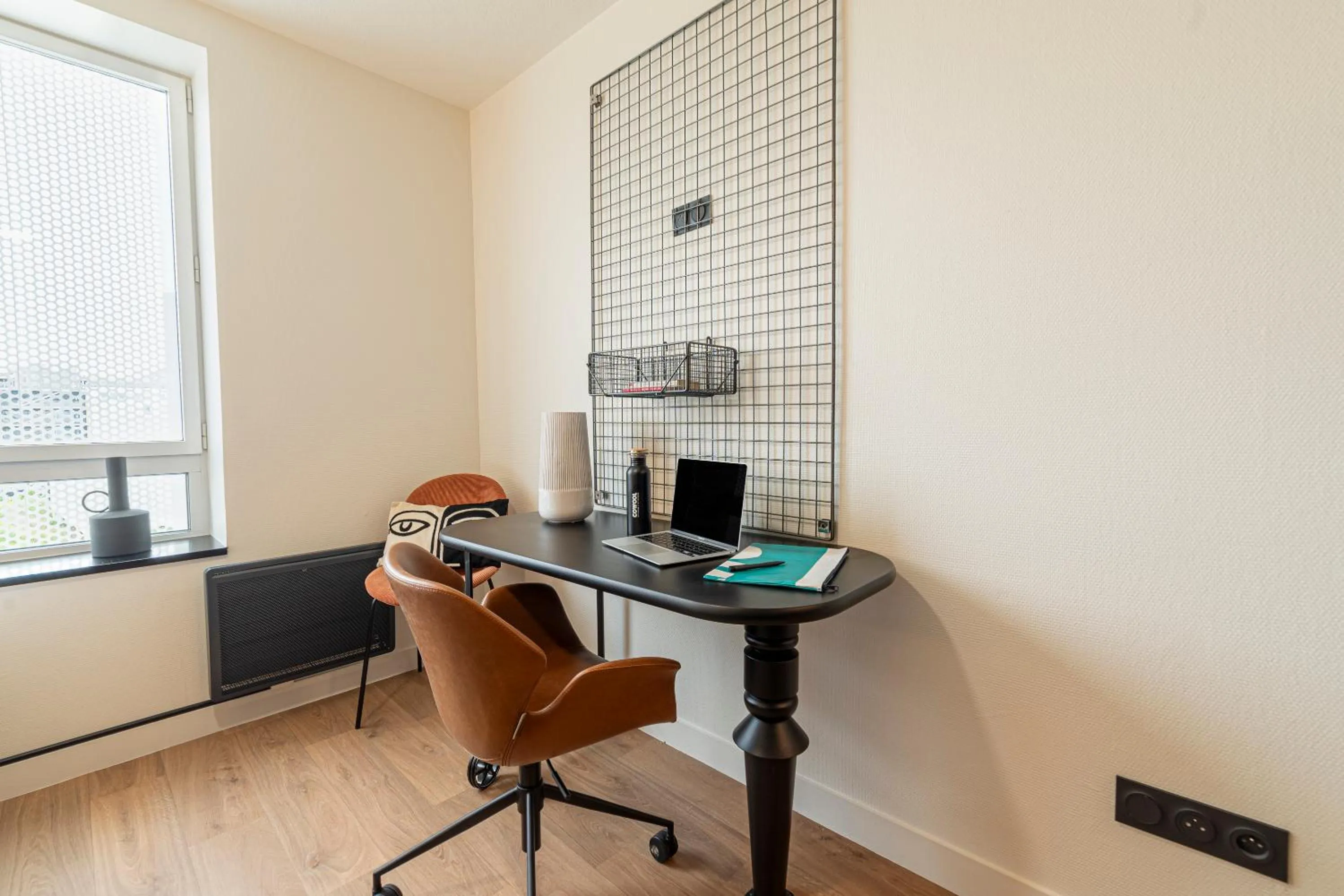 hair dresser in COWOOL TOULOUSE