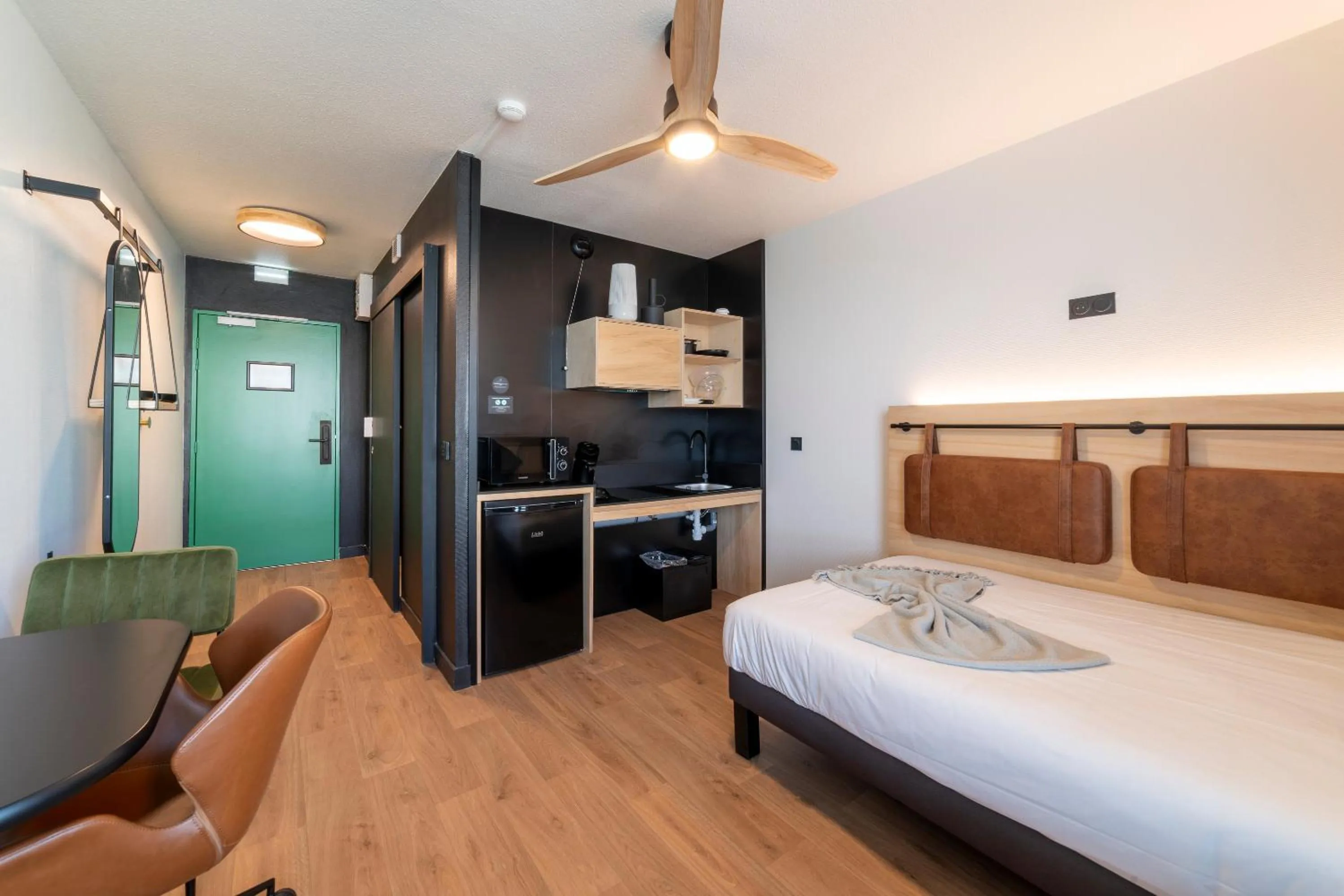 Bed in COWOOL TOULOUSE