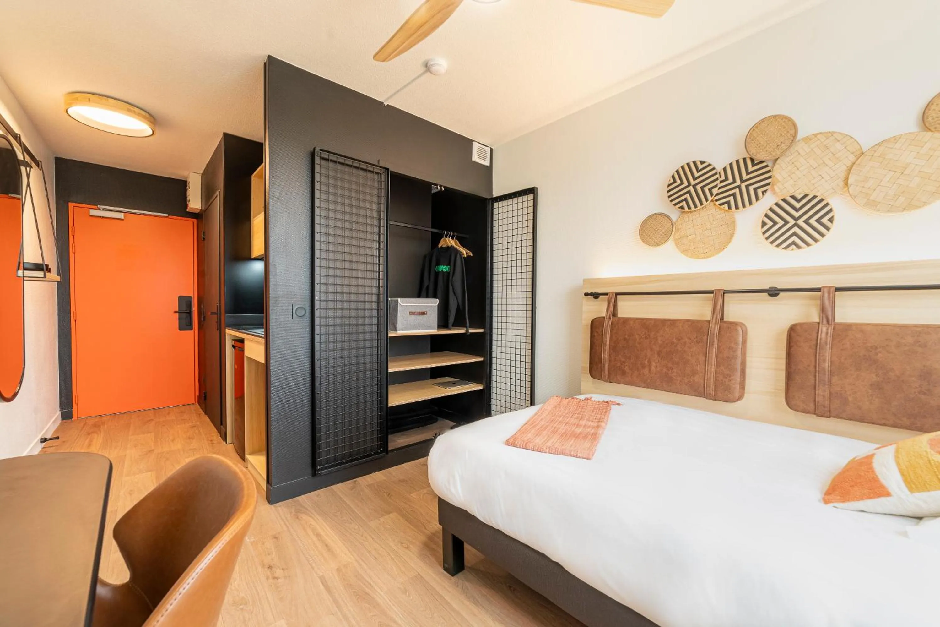 Bed in COWOOL TOULOUSE