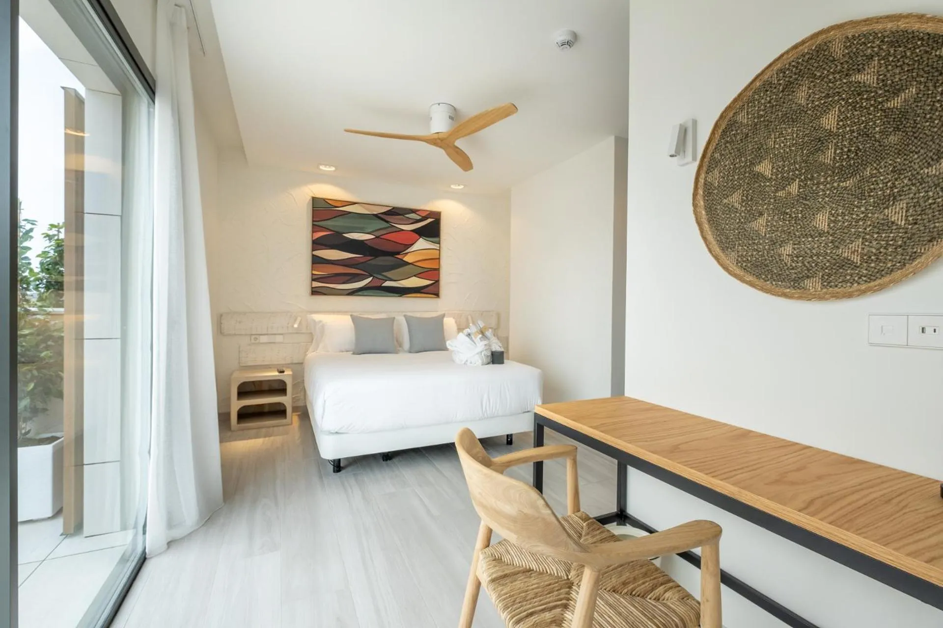 Photo of the whole room, Bed in Hotel Cetina Cabo de Palos Puerto